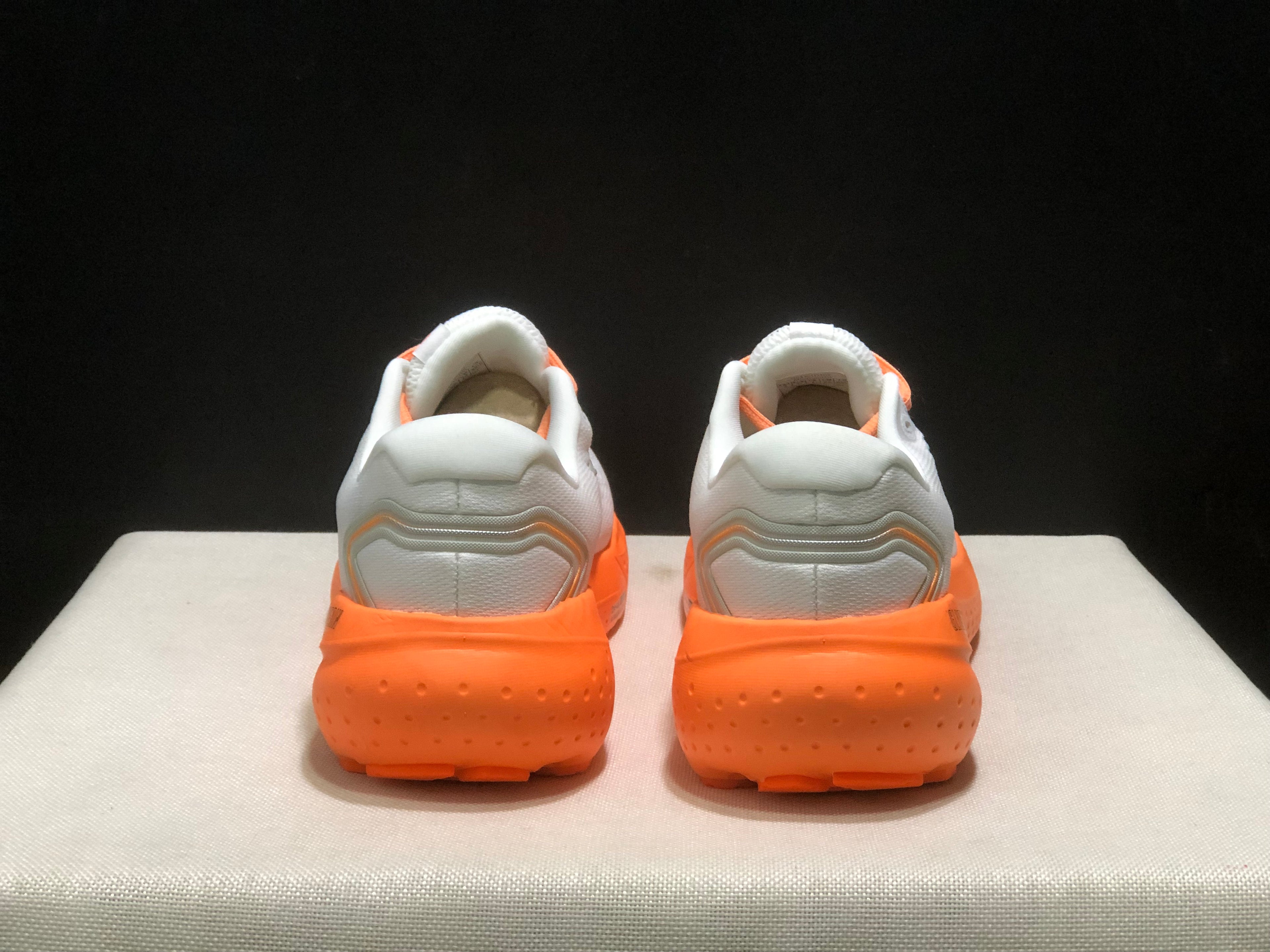 Brooks Glycerin 21 Low-top Casual Running Shoes White/Flourescent Orange