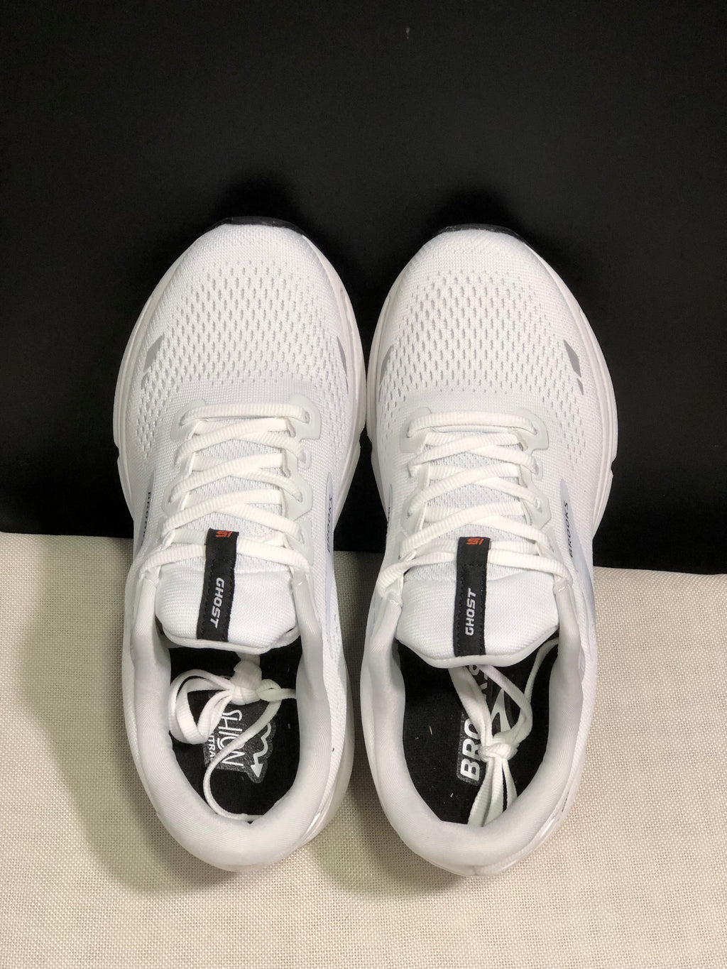 Brooks Ghost 15 Shock-absorbing Wear-resistant Low-top Running Shoes White/Grey