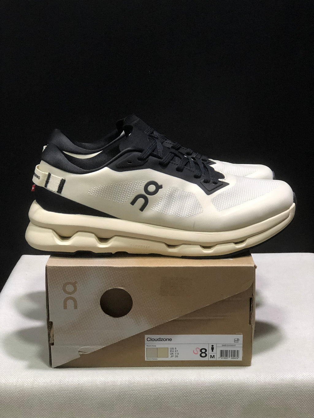 On Running Cloudzone Casual Running Shoes Milky White/Black
