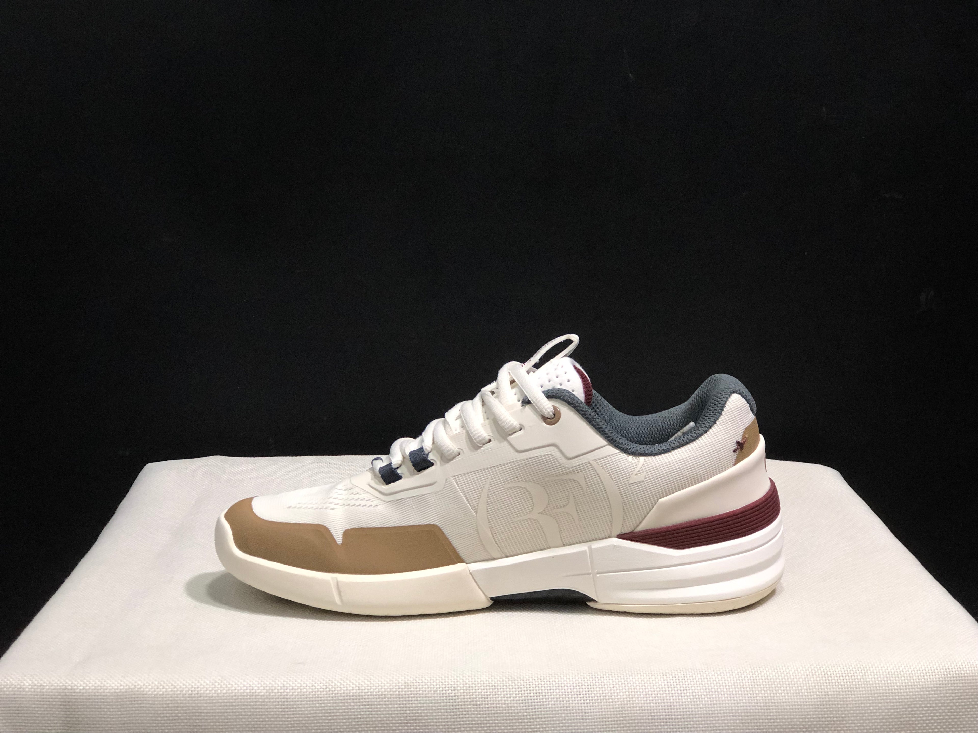 On Running The Roger Rro Durable And Breathable Tennis Shoes Beige/Earthy Yellow