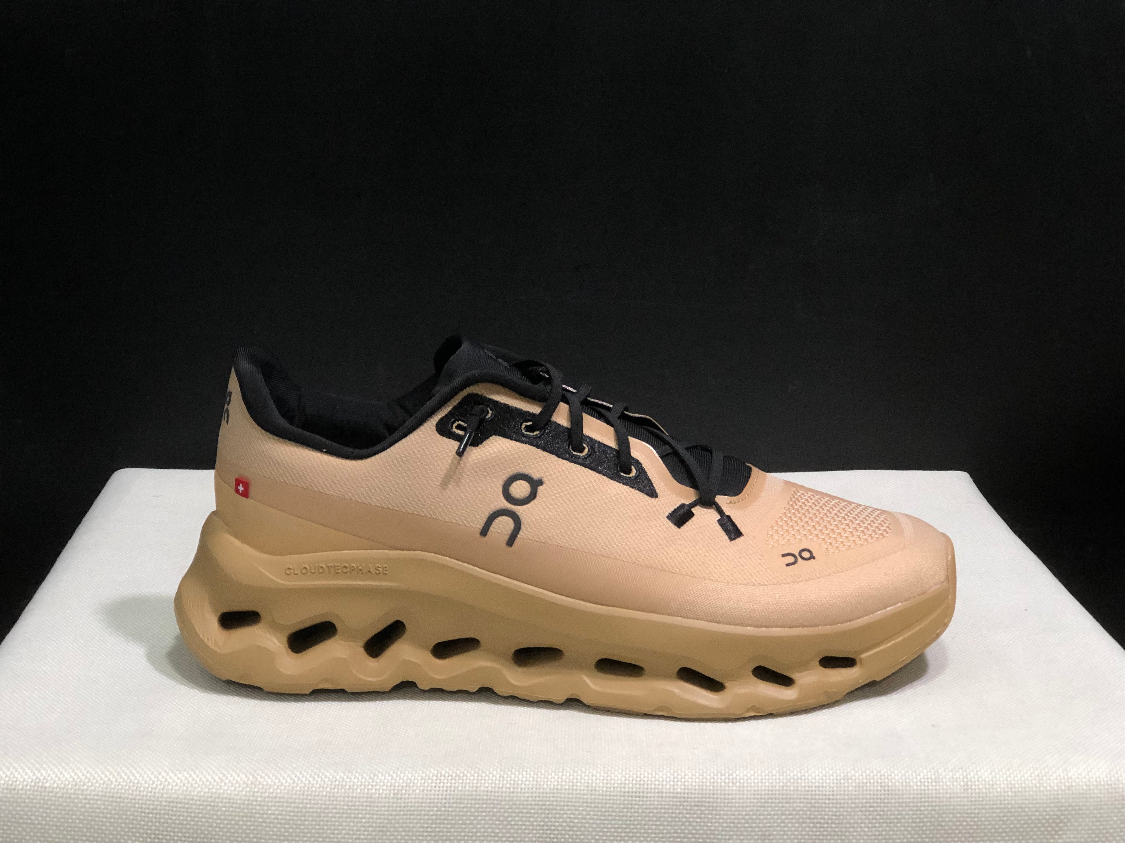 On Running Cloudtilt Durable Casual Life Shoes Earthy Yellow