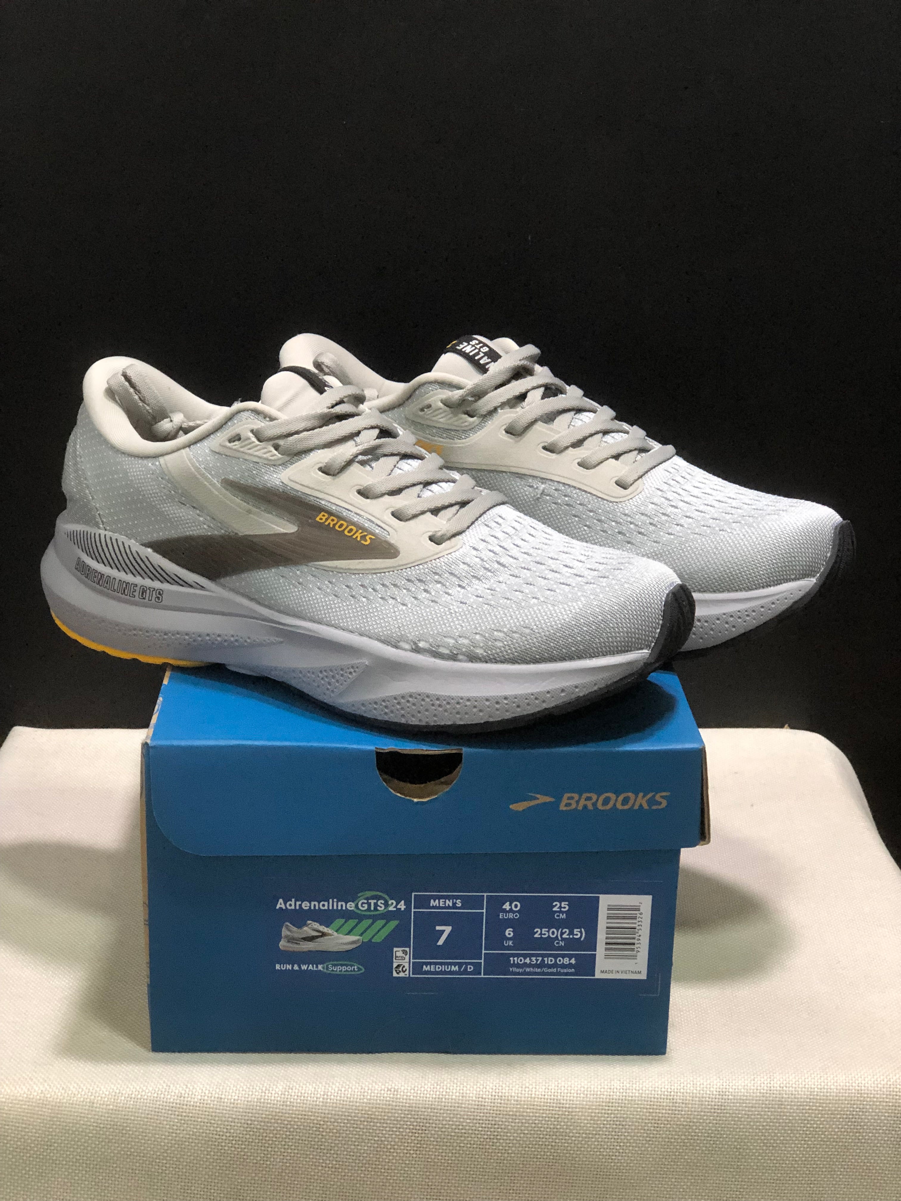 Brooks Adrenaline GTS 24 Casual Running Shoes Silver/White/Gold Fusion