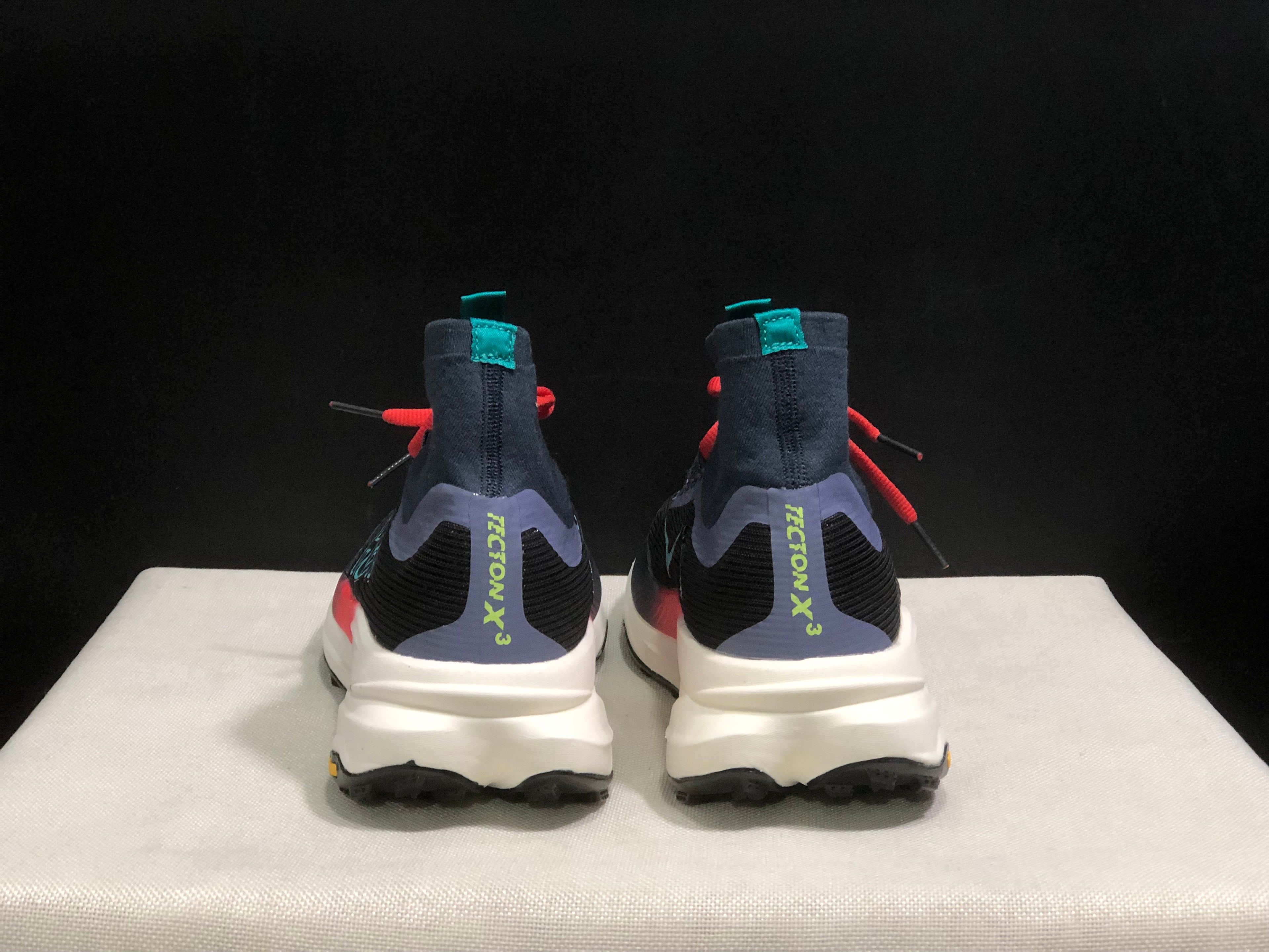 Hoka One One Tecton X 3 Comfortable High-top Running Shoes Sneakers Purple