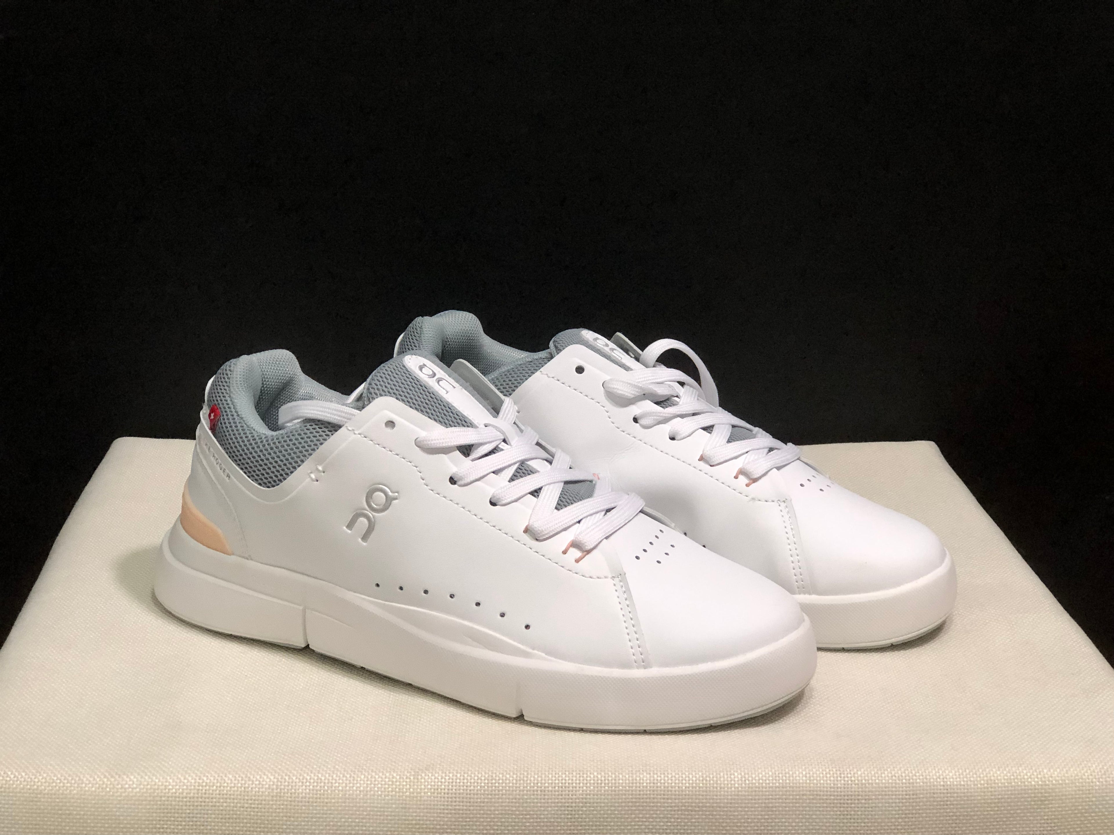 On Running The Roger Spin Board Shoes Grayish-White