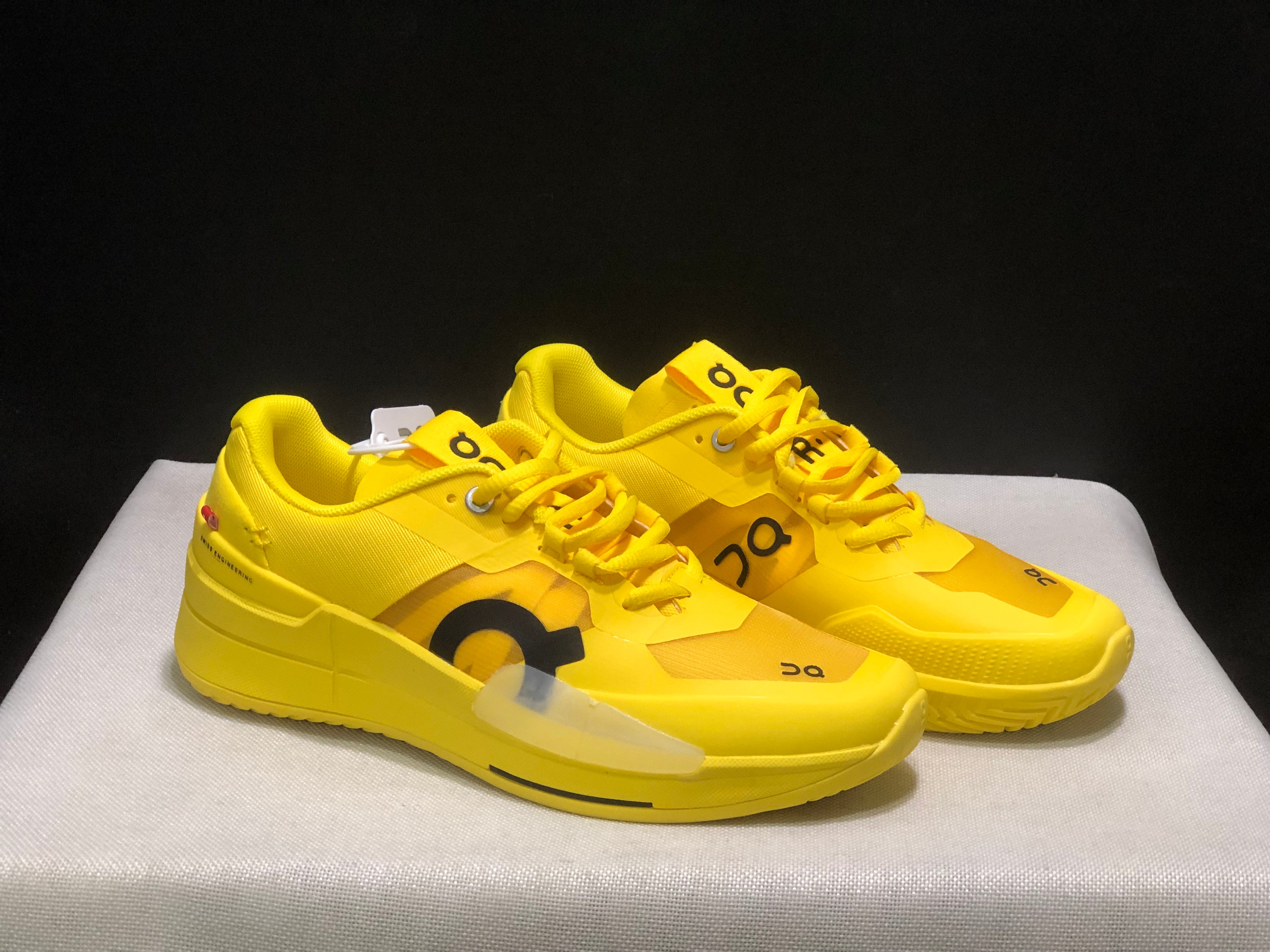 On Running The Roger Pro 2 Breathable Mesh Training Running Shoes Yellow