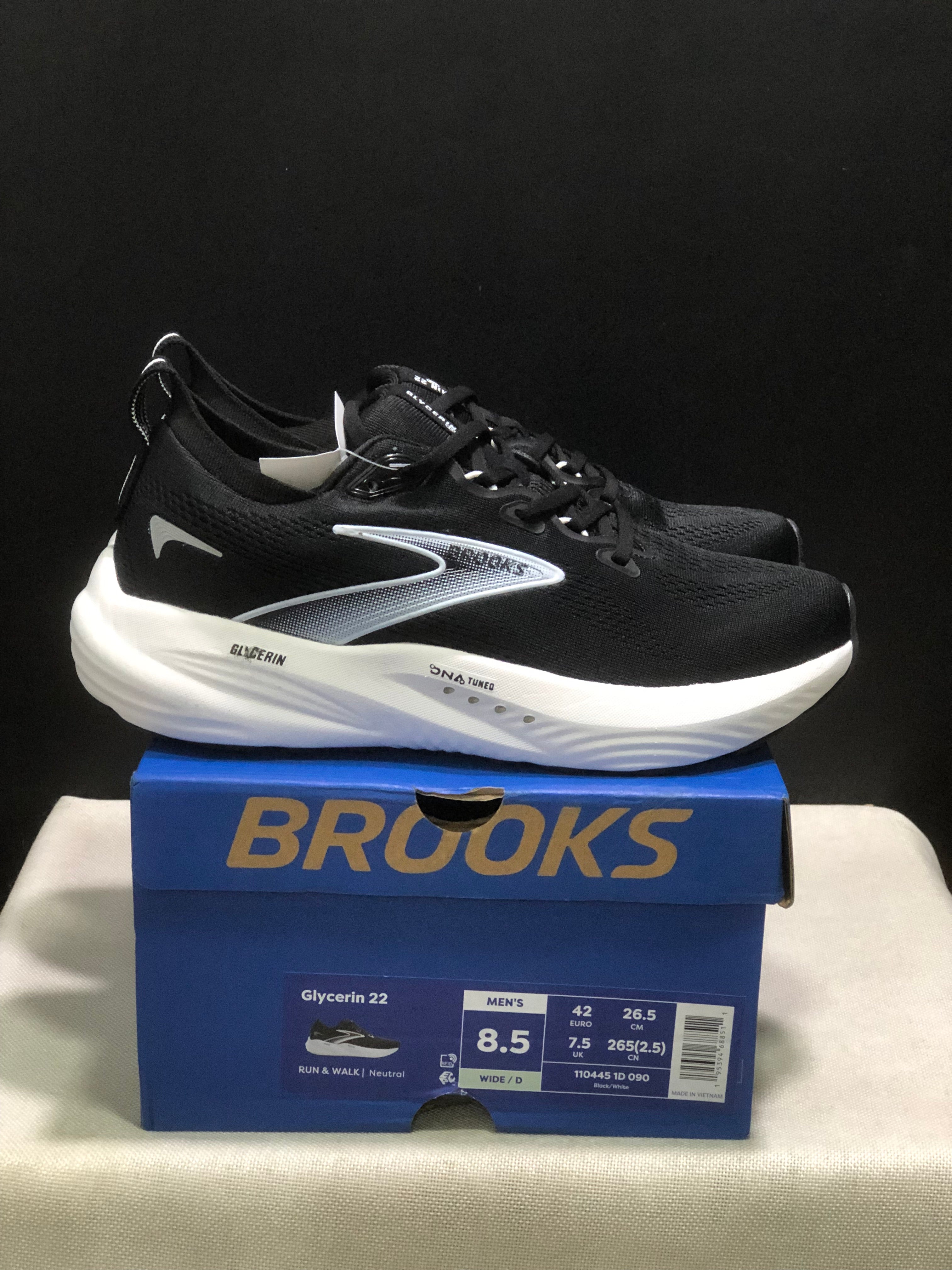 Brooks Glycerin 22 Comfortable Running Shoes Black/White
