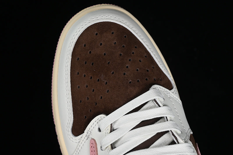 Travis Scott Nike Air Jordan 1 Low OG Dark Pony Pink Oxford Sneakers