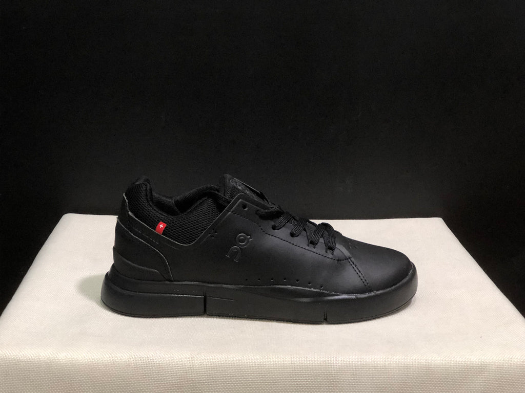 On Running The Roger Spin Board Shoes All Black