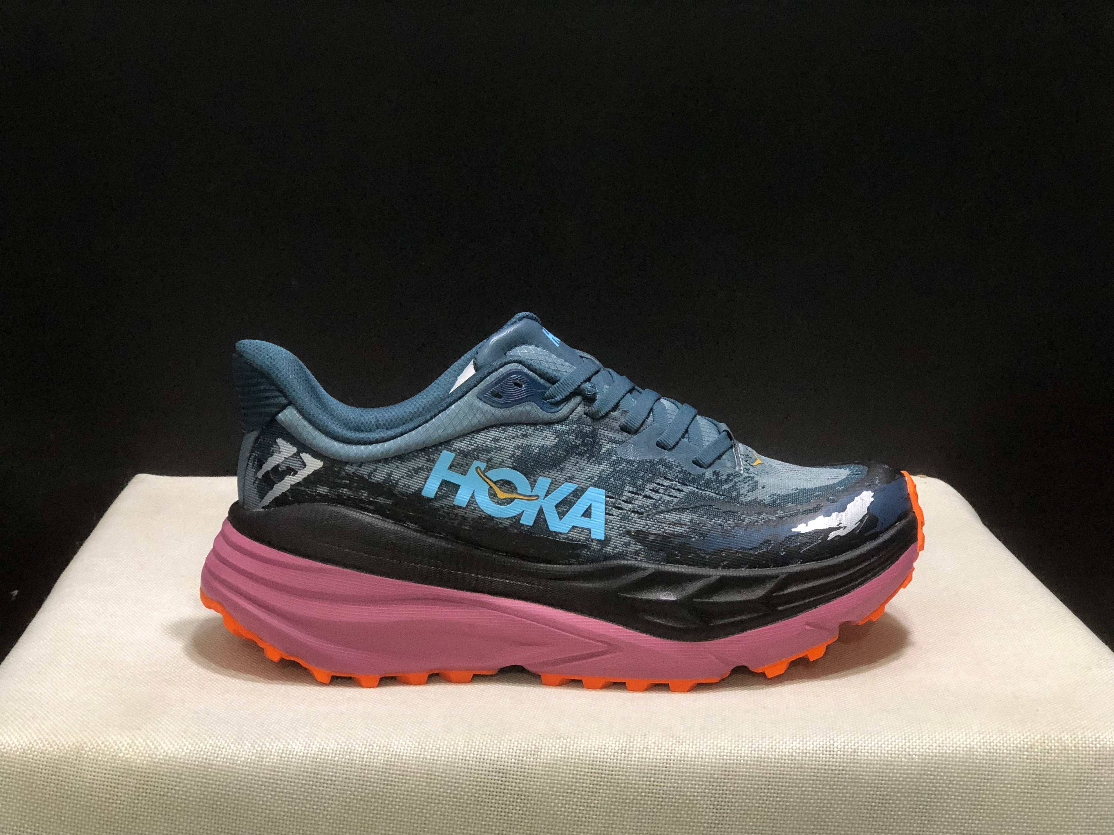 Hoka One One Stinson 7 Comfortable Anti-slip Running Shoes Camouflage/Black/Red