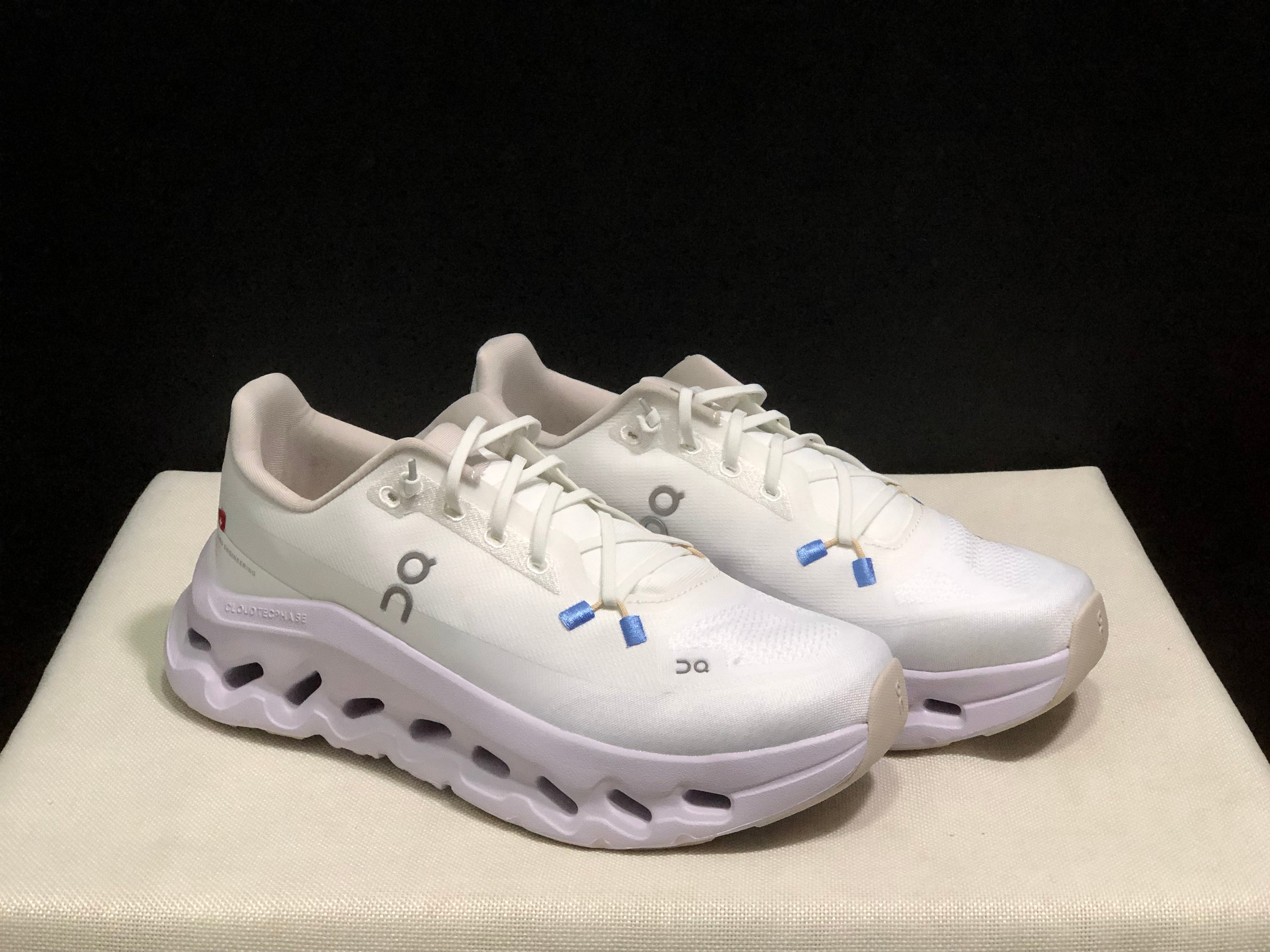 On Running Cloudtilt Durable Casual Life Shoes Beige/Light Purple