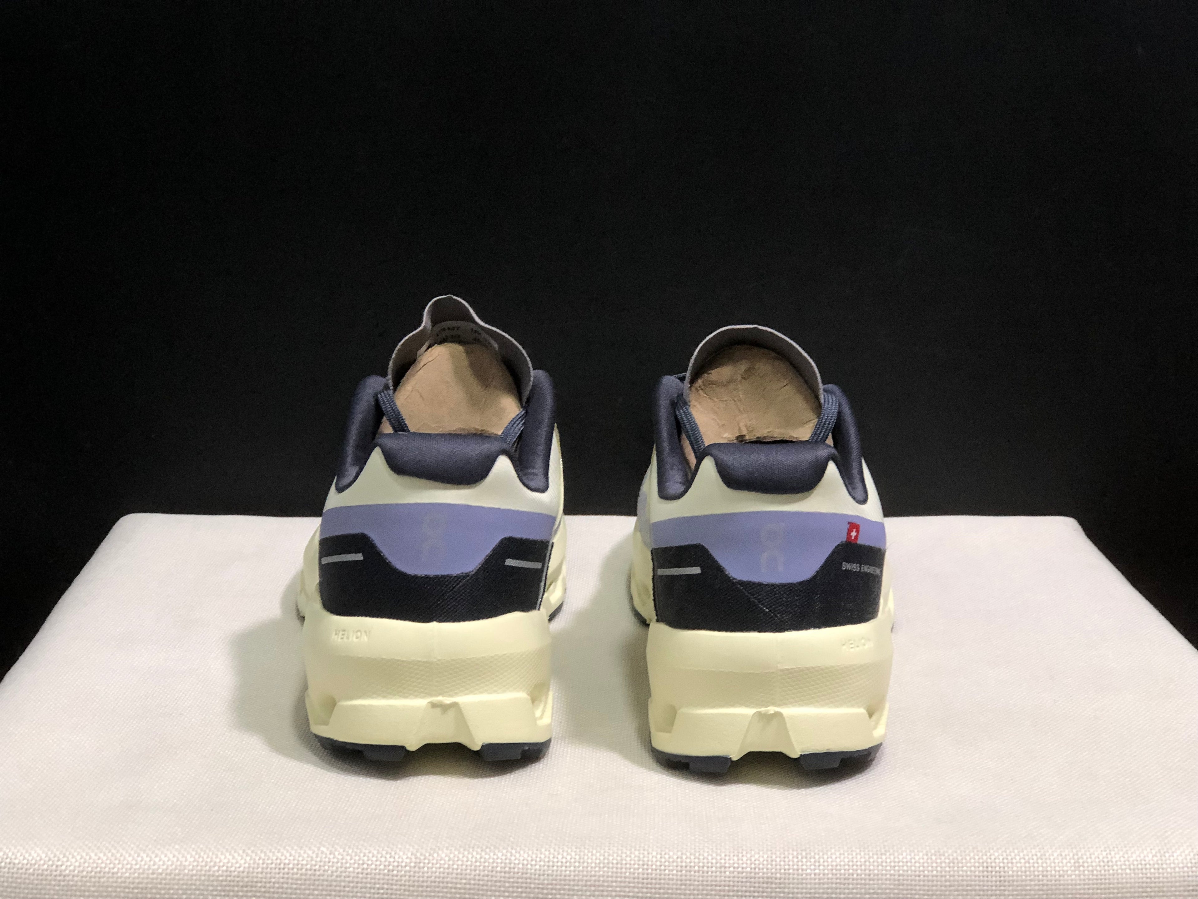 On Running Cloudvista 2 Waterproof Trail Running Shoes Ivory/Light Purple