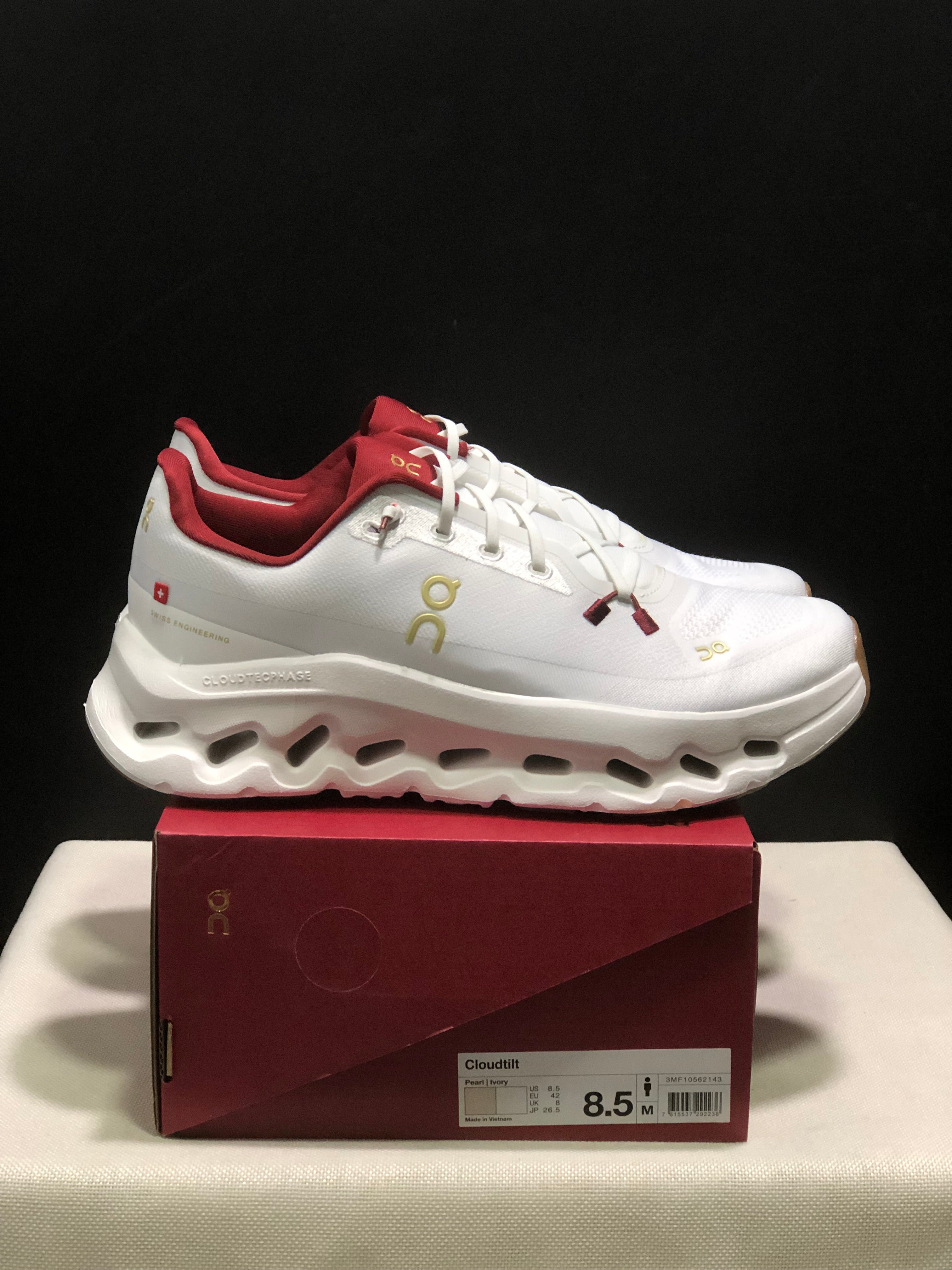 On Running Cloudtilt Shock Absorption Casual Running Shoes Pearl/Ivory/Red