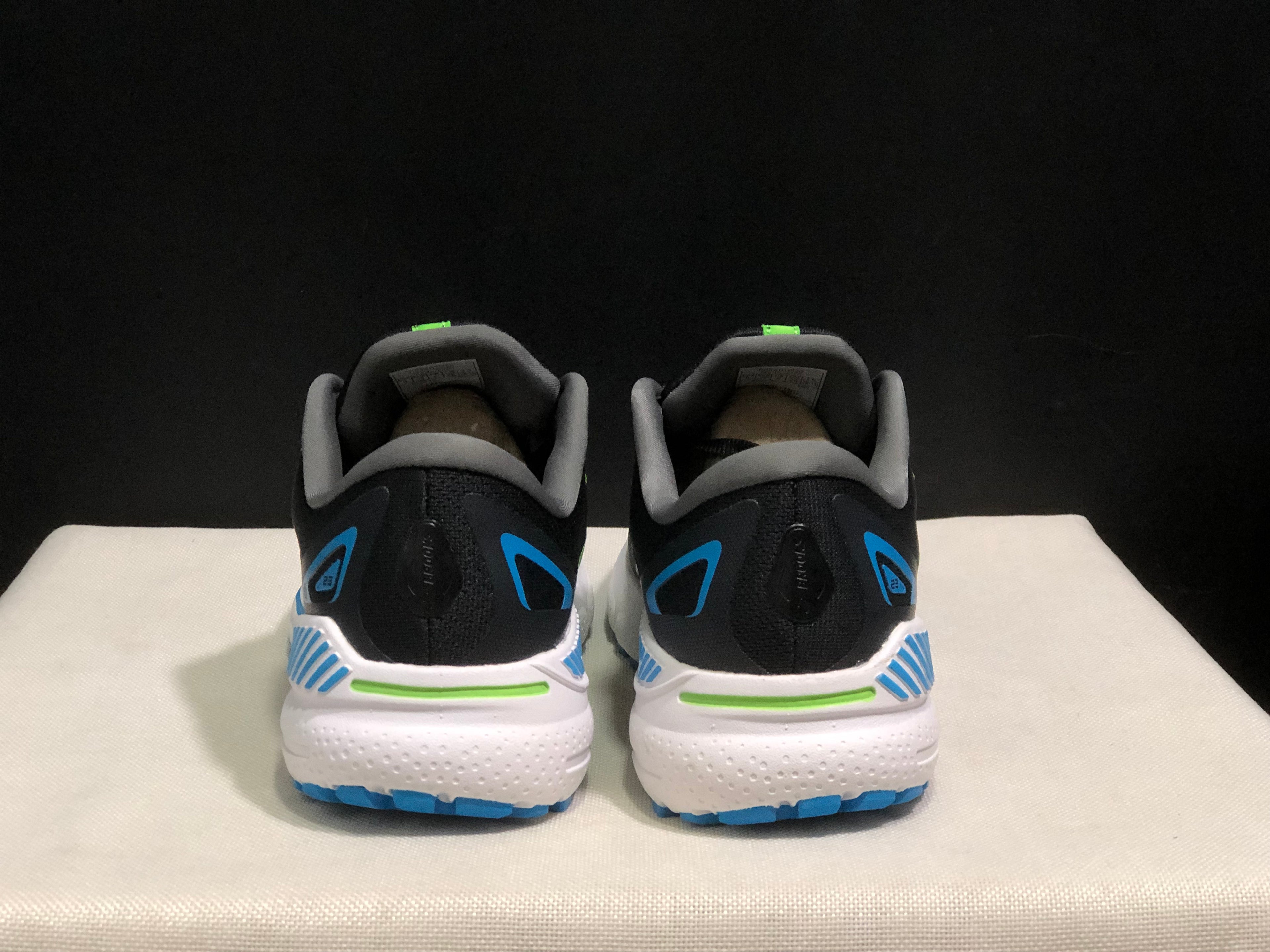 Brooks Adrenaline GTS 23 Shock-absorbing Wear-resistant Low-top Running Shoes Black/Ocean Blue