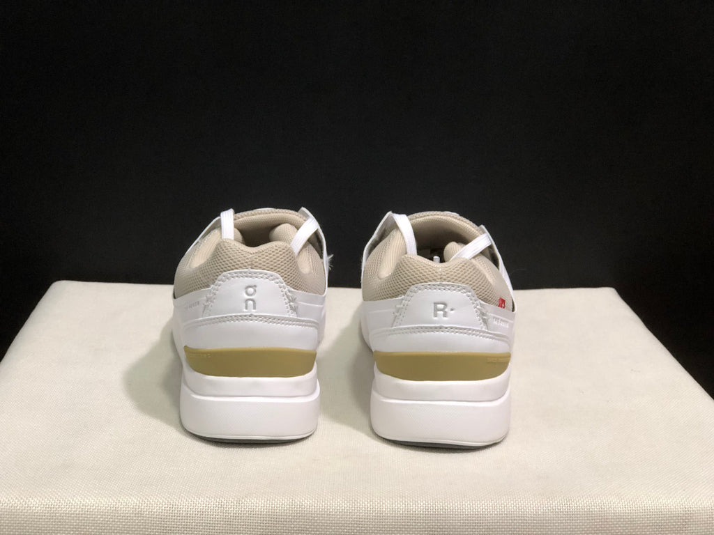 On Running The Roger Spin Board Shoes White/Bronze