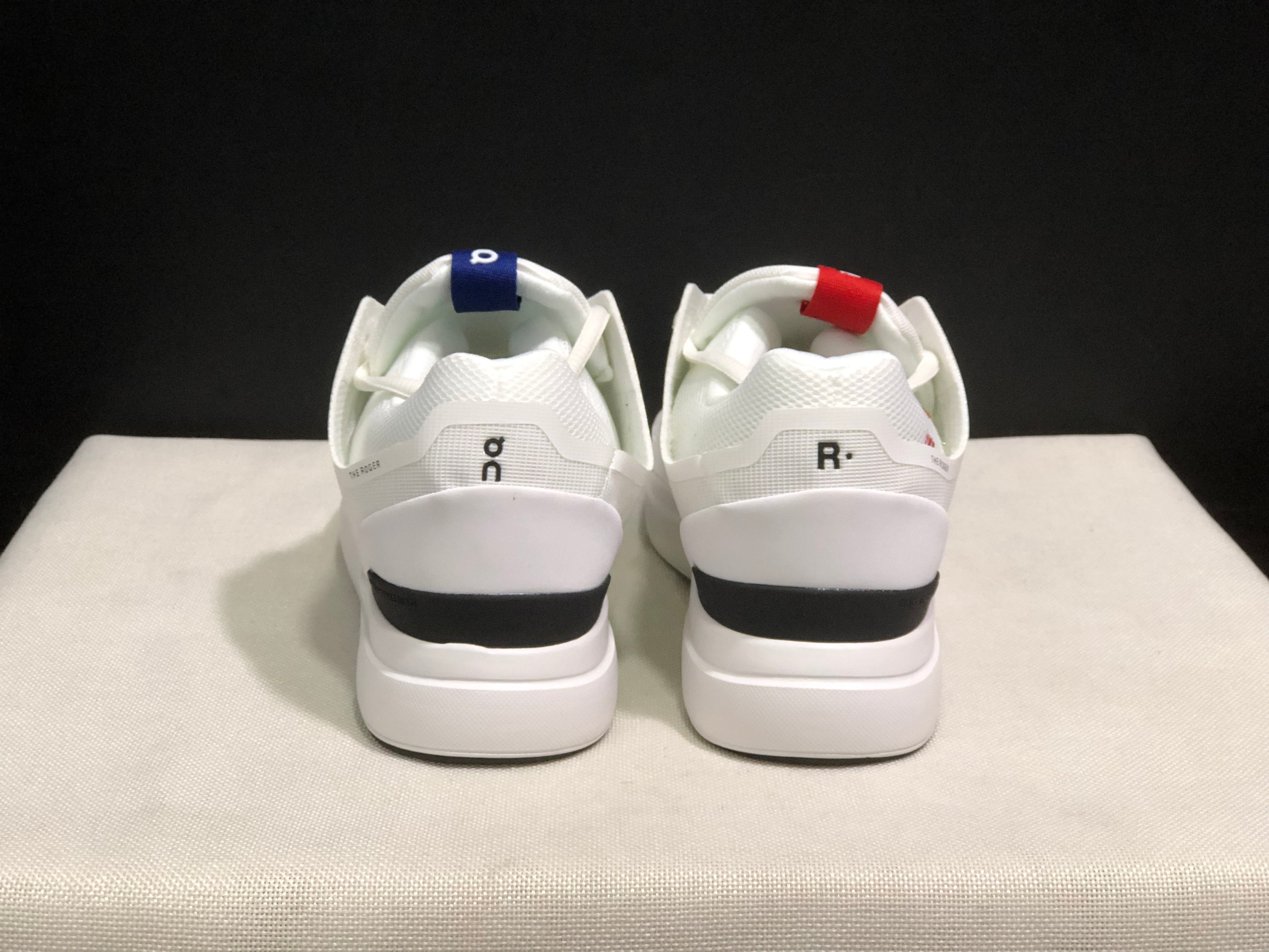 On Running The Roger Spin Breathable Mesh Sneakers Blue/Red/White