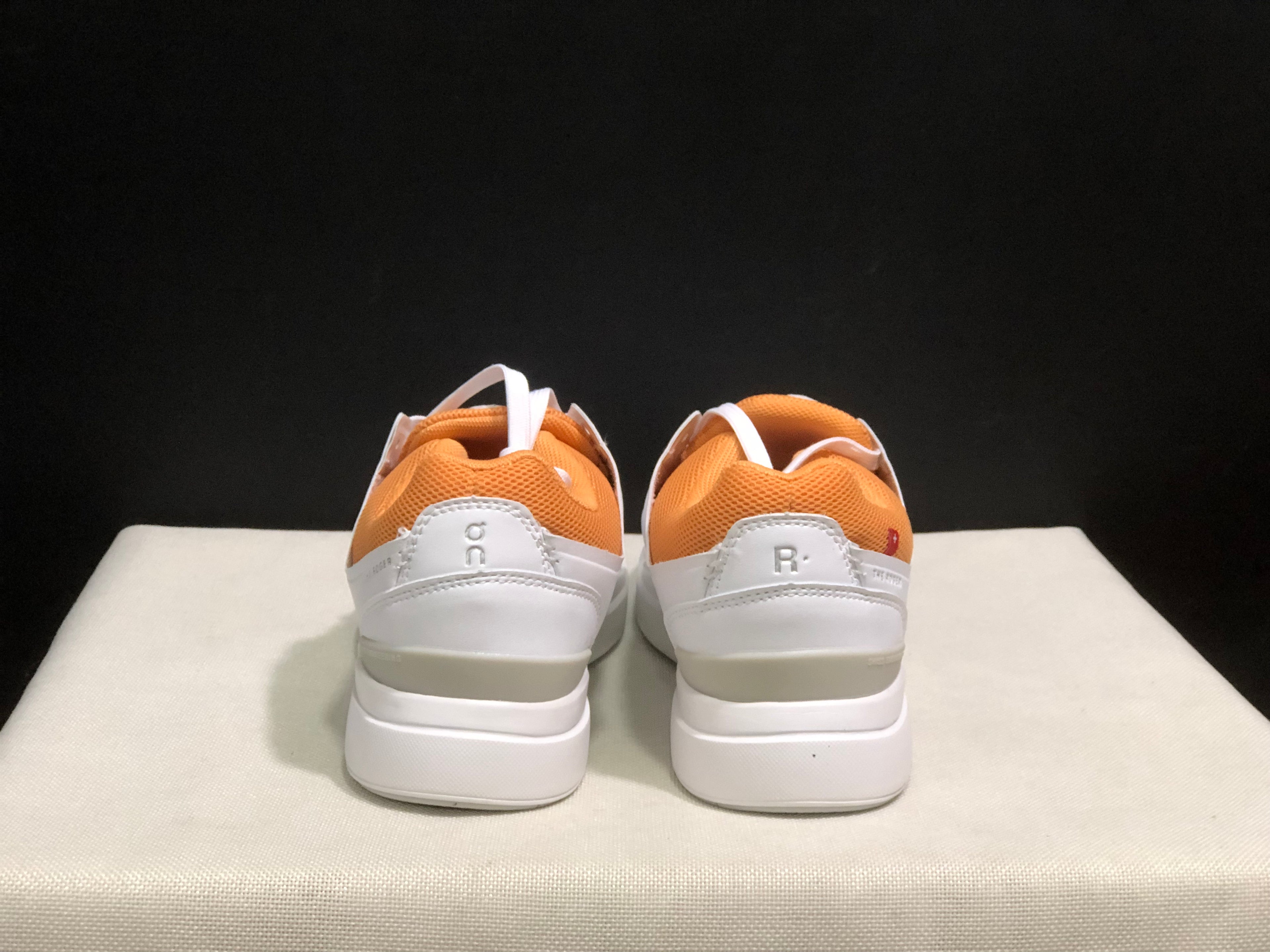 On Running The Roger Spin Board Shoes White/Orange