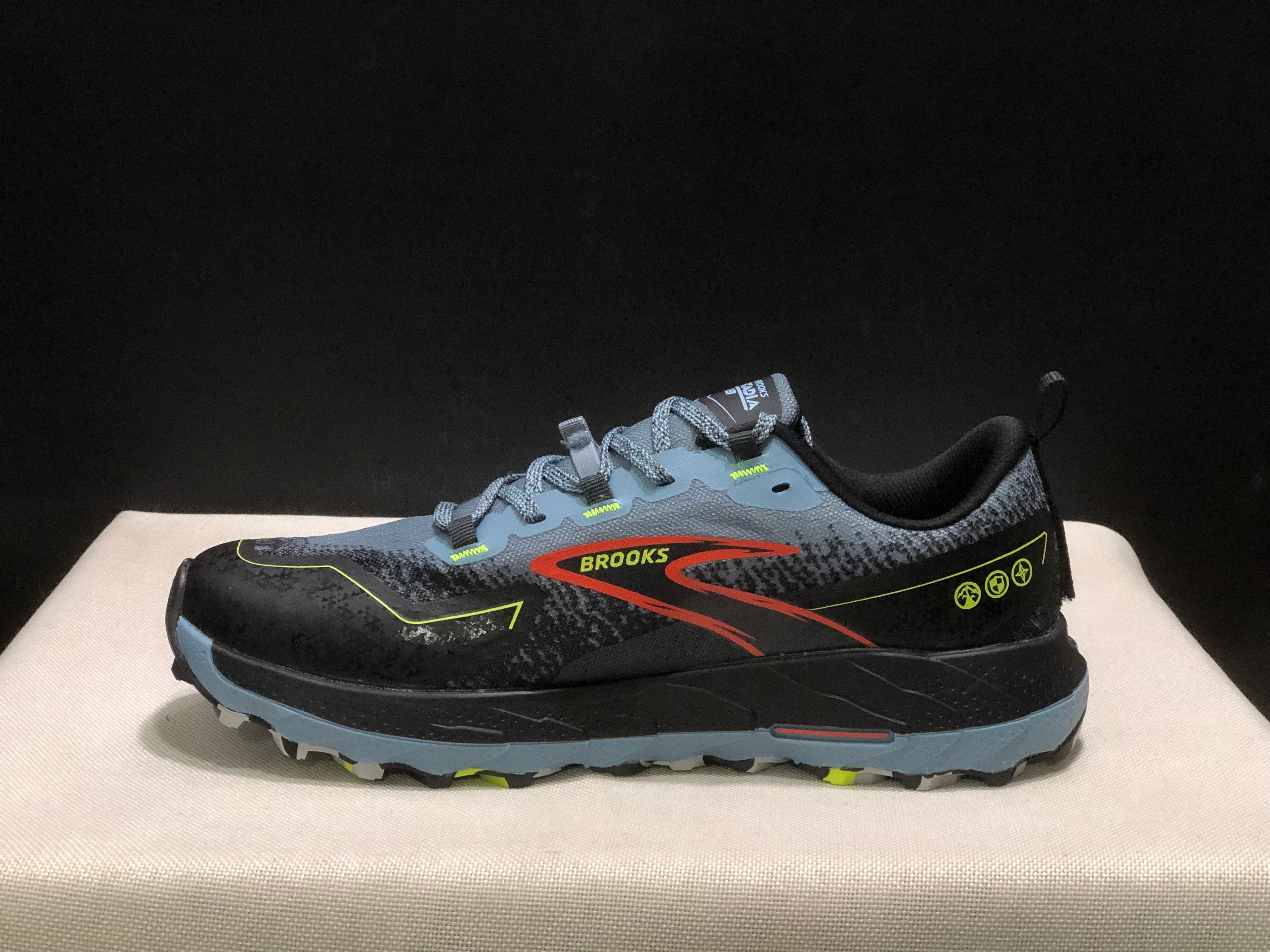 Brooks Cascadia 18 Low-top Running Shoes Citadel/Ebony/Lime