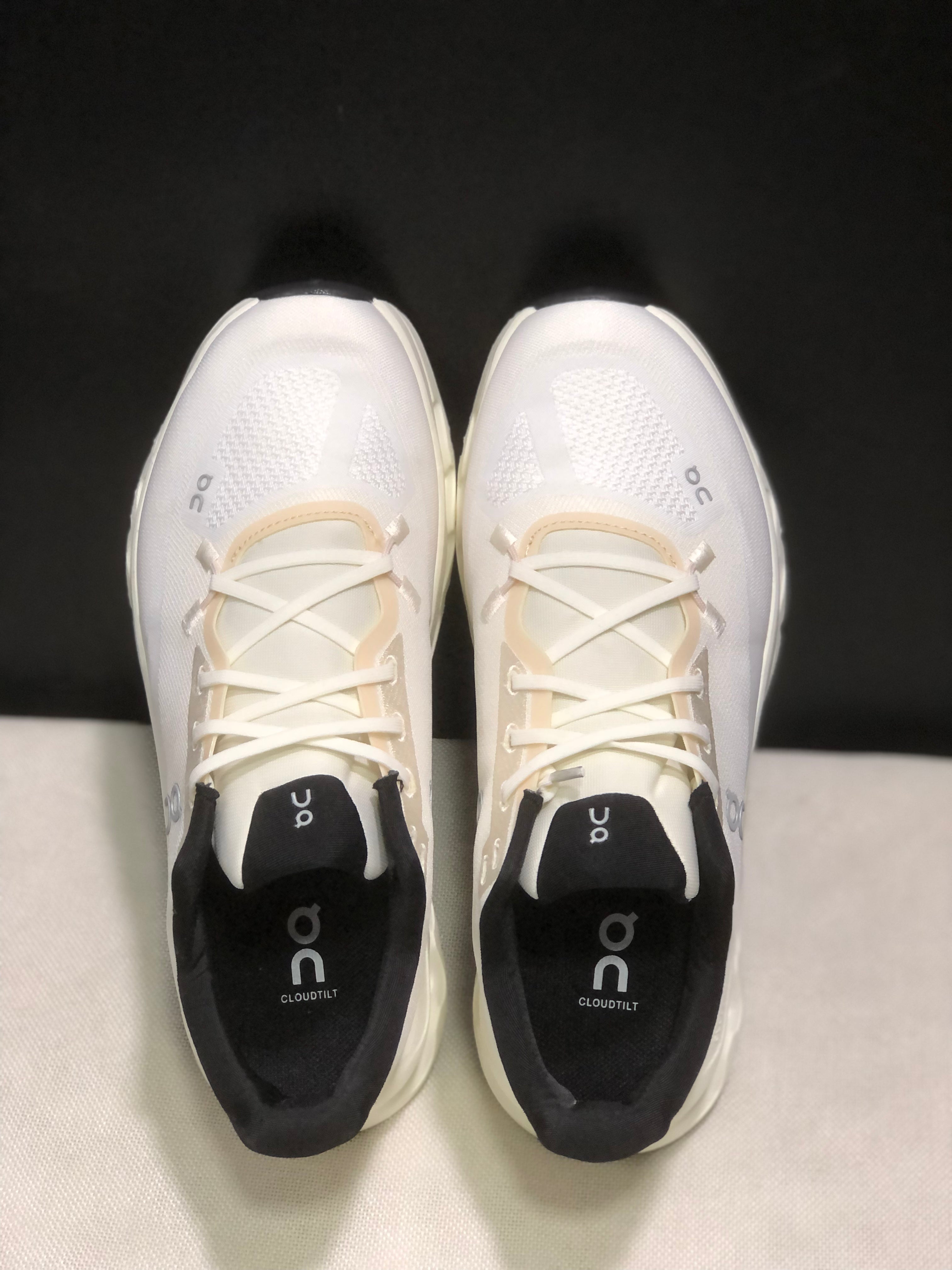 On Running Cloudtilt Shock Absorption Casual Running Shoes Beige/Black