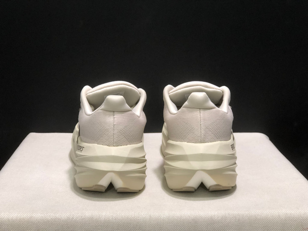 Brooks Glycerin Max Comfortable Low-top Running Shoes Apricot White