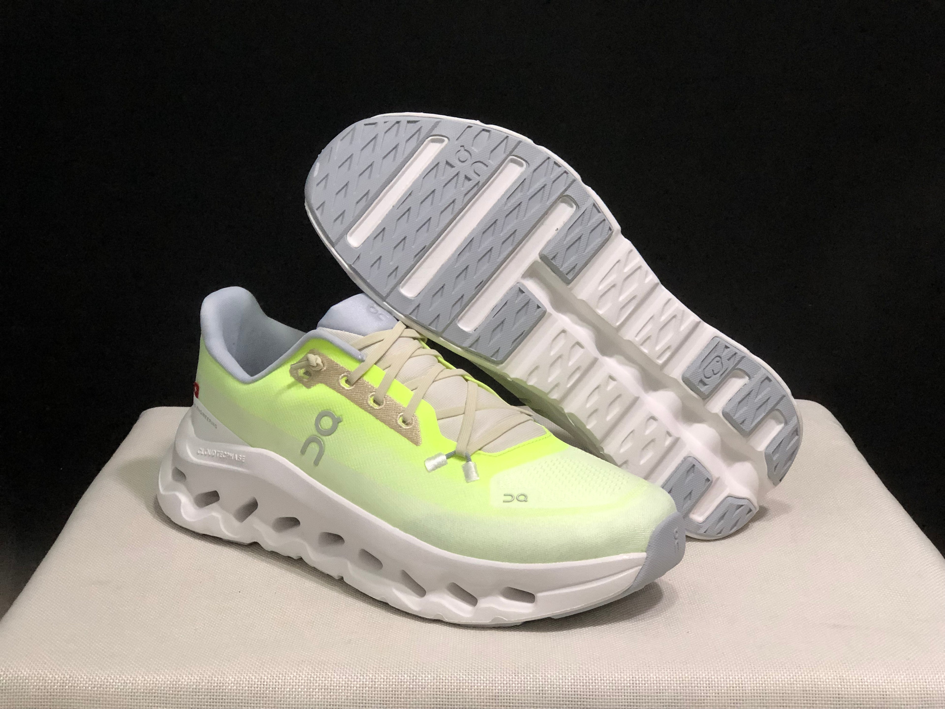 On Running Cloudtilt Durable Casual Life Shoes Fluorescent Green/Ivory