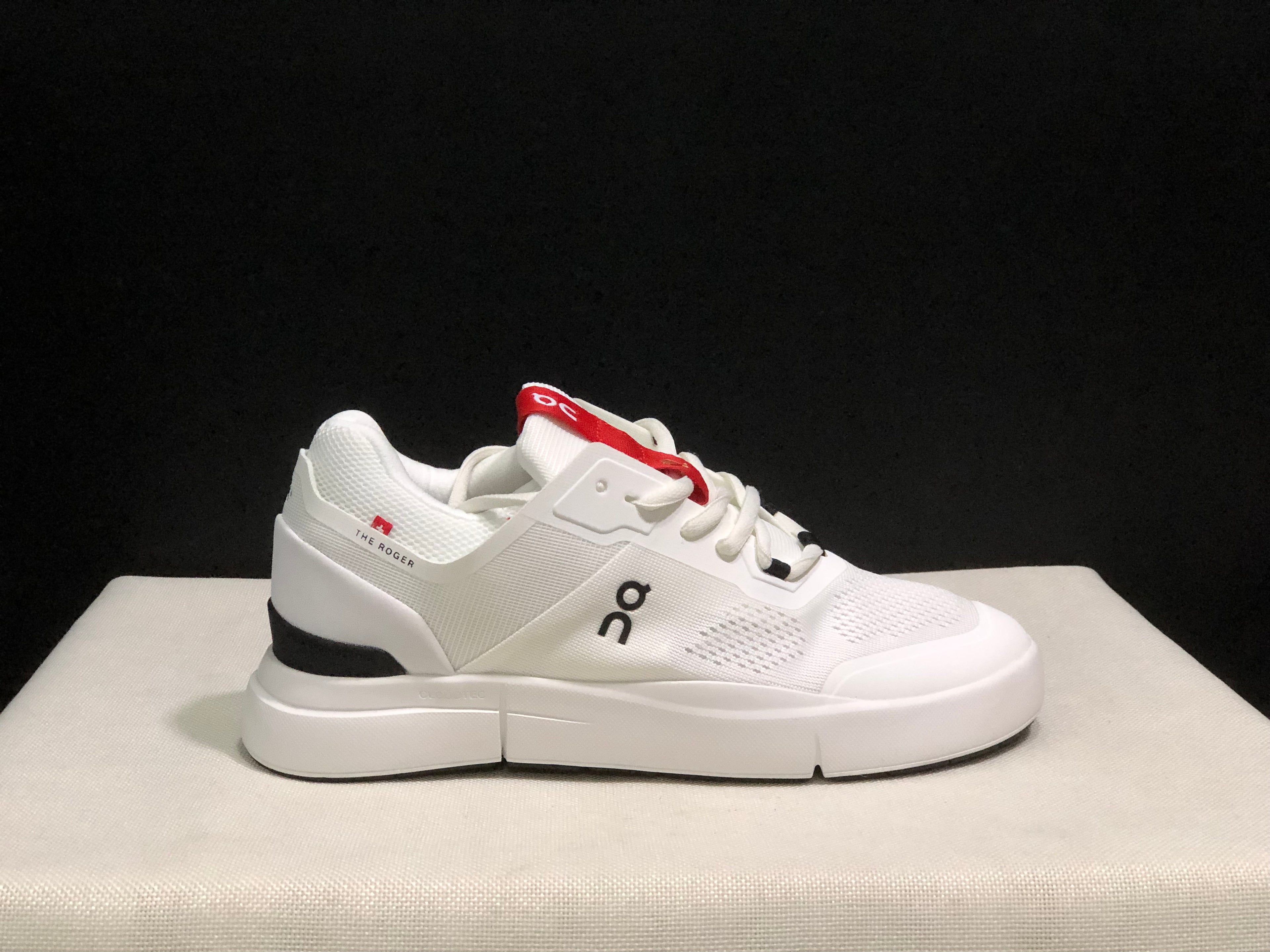 On Running The Roger Spin Breathable Mesh Sneakers Blue/Red/White