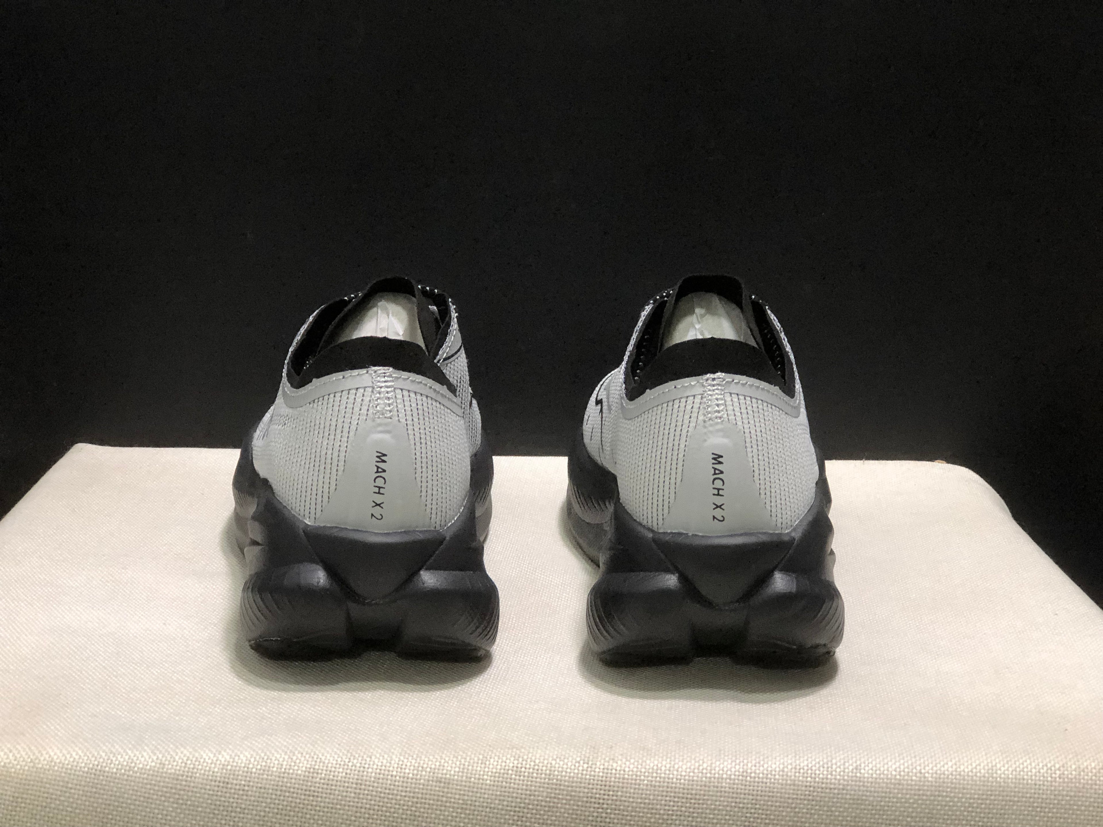 Hoka One One Mach X 2 Anti-slip Low-top Running Shoes Grey/Black