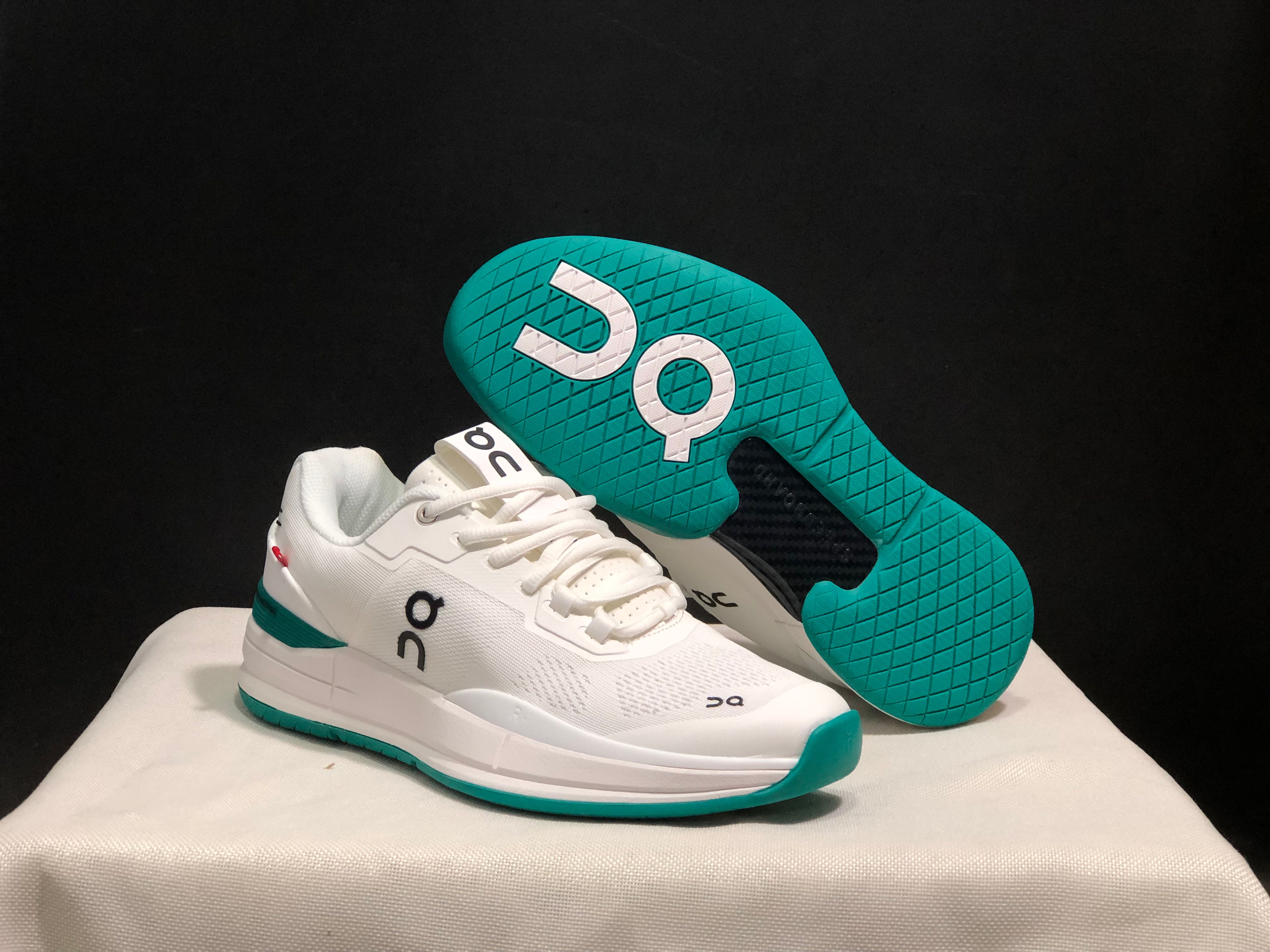On Running The Roger Rro Durable And Breathable Tennis Shoes White/Mint Green