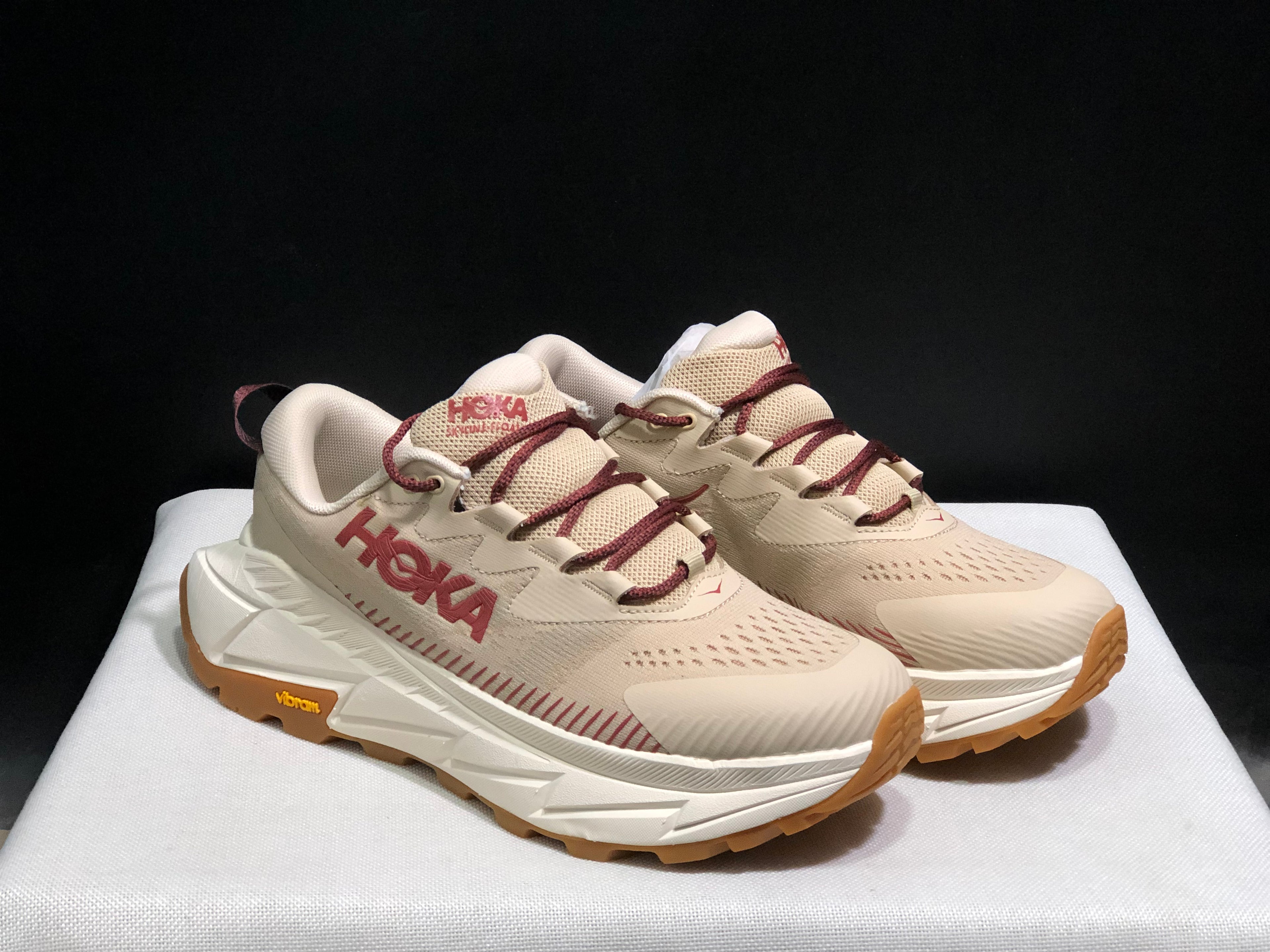 Hoka One One Skyline Float X Outdoor Running Shoes Sneakers Beige