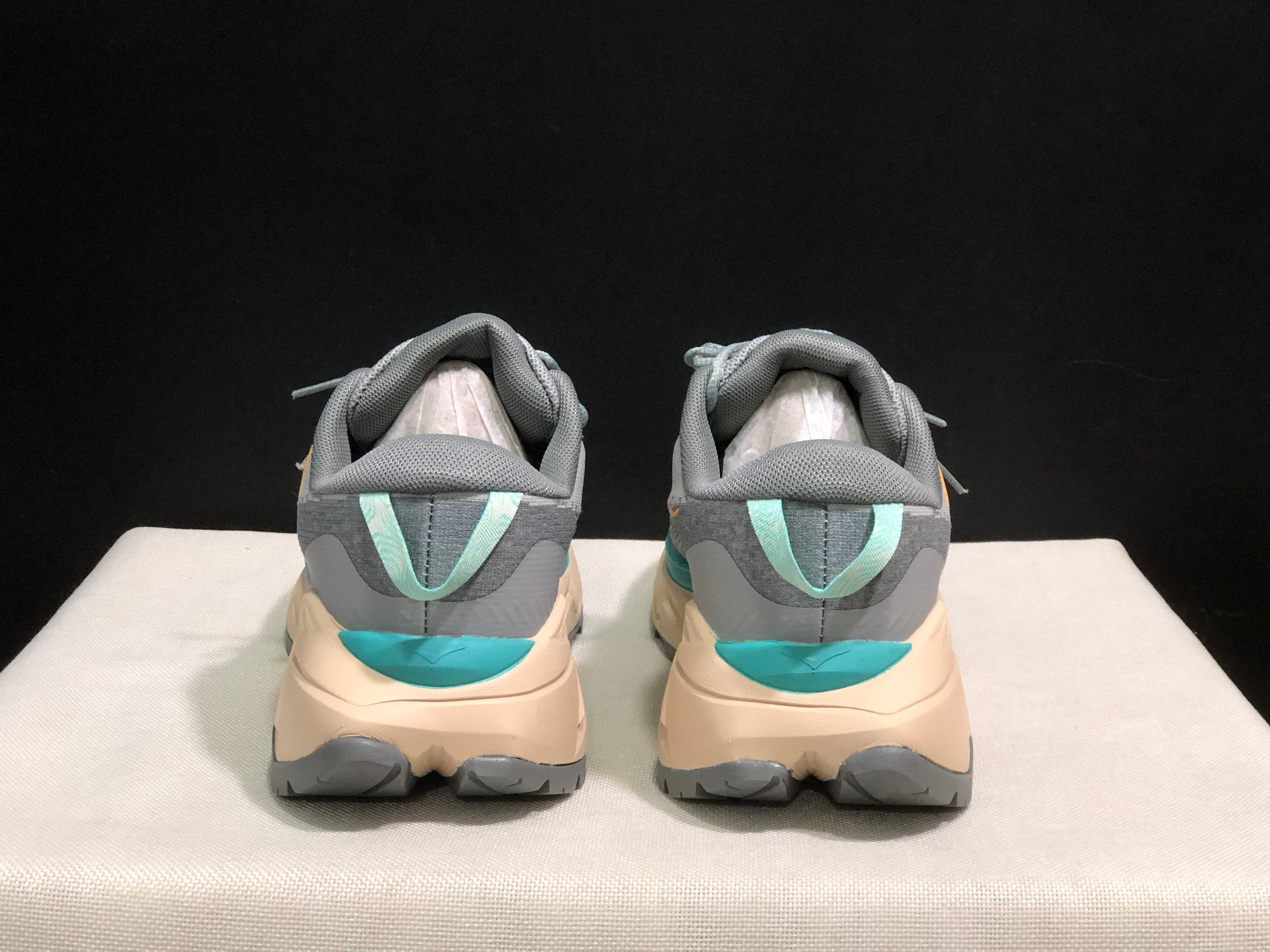 Hoka One One Skyline Float X Outdoor Running Shoes Sneakers Silver