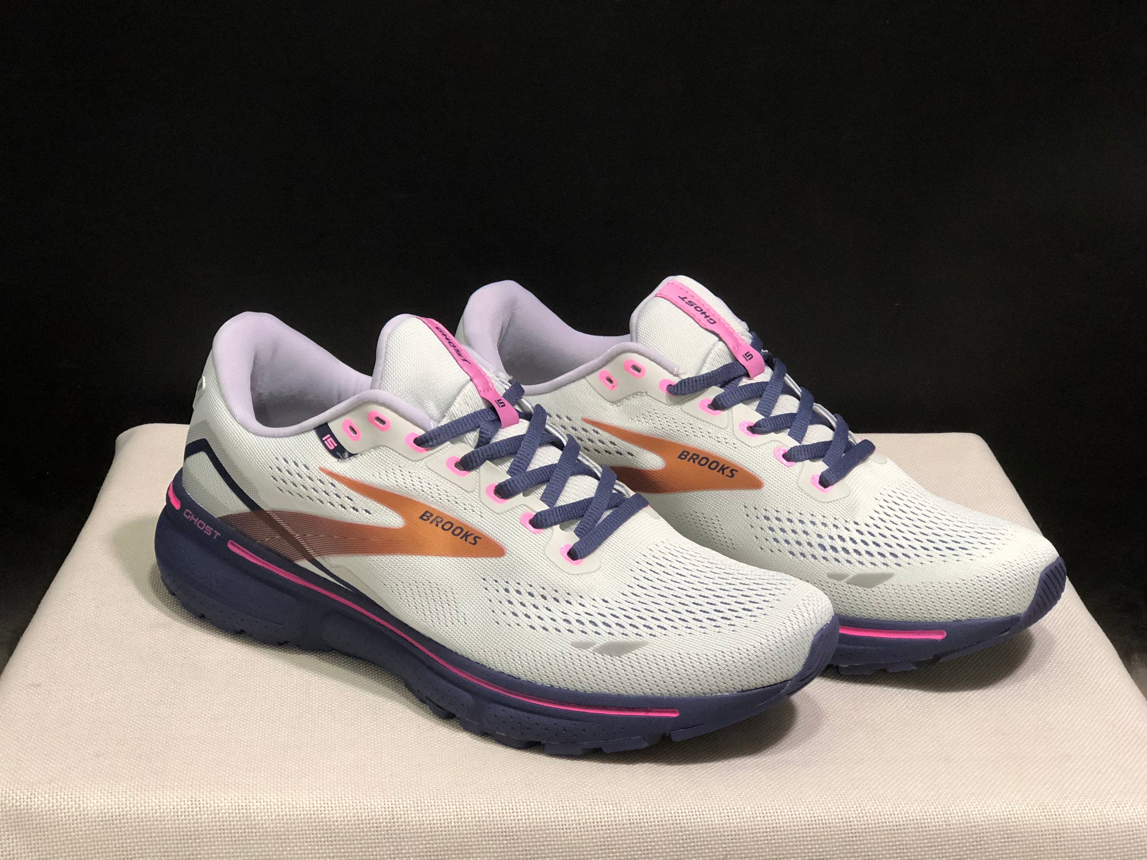 Brooks Ghost 15 Shock-absorbing Wear-resistant Low-top Running Shoes White/Light Purple