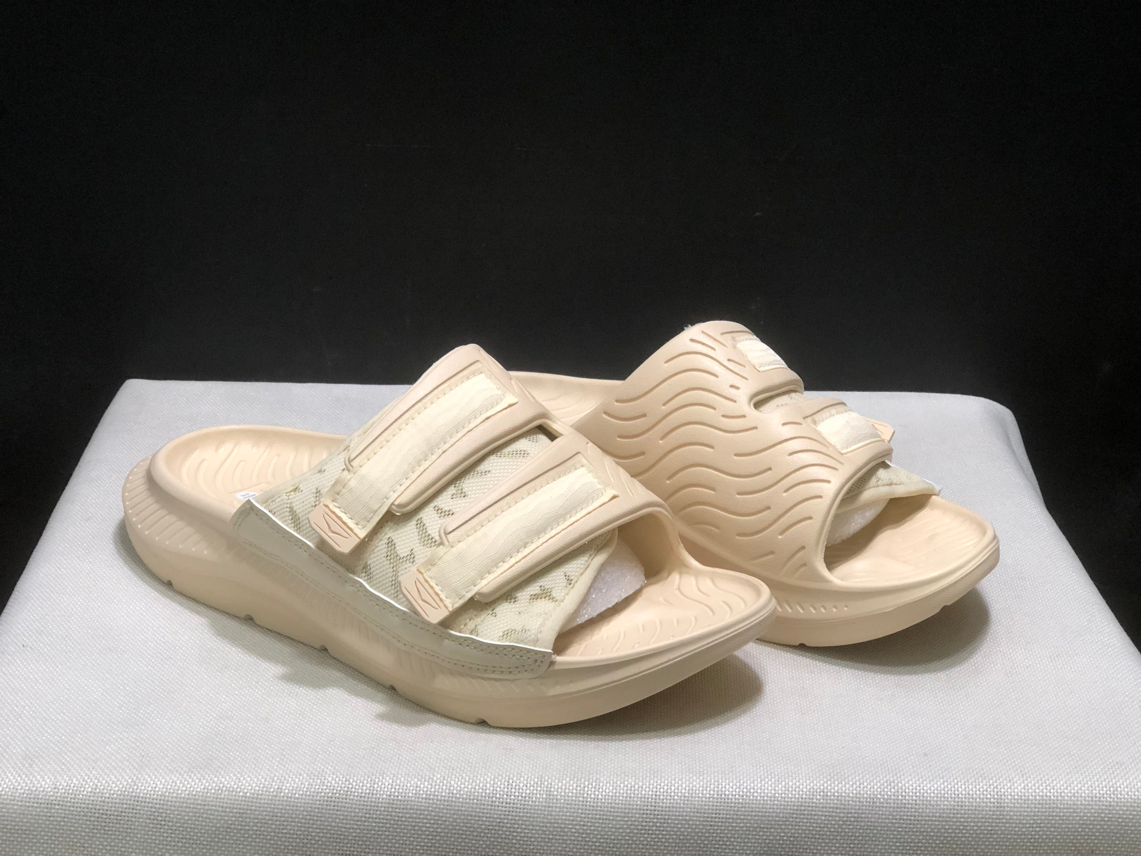 Wtaps x Hoka One One Ora Luxe Comfortable Sandals Light Pink