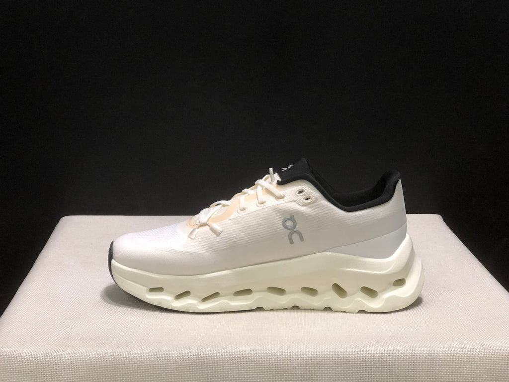 On Running Cloudtilt Shock Absorption Casual Running Shoes Beige/Black