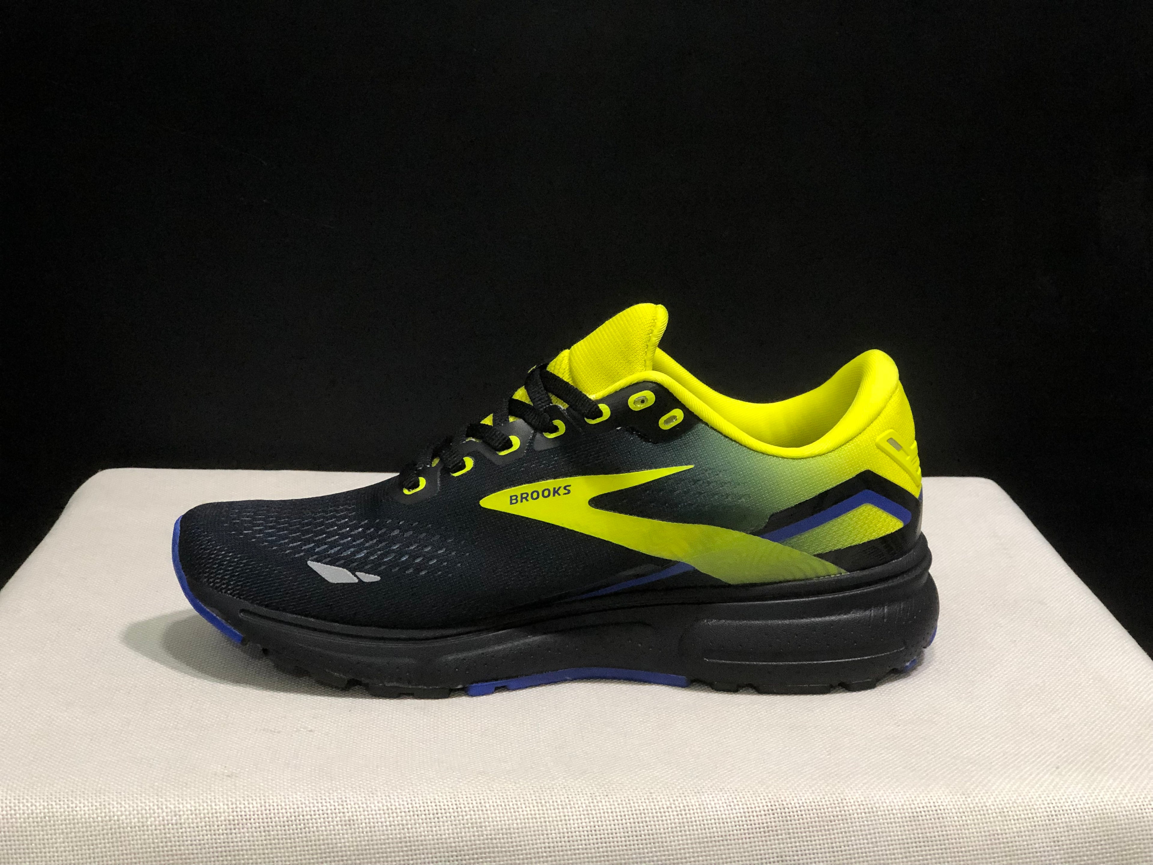 Brooks Ghost 15 Shock-absorbing Wear-resistant Low-top Running Shoes Black/FluoreScent Yellow