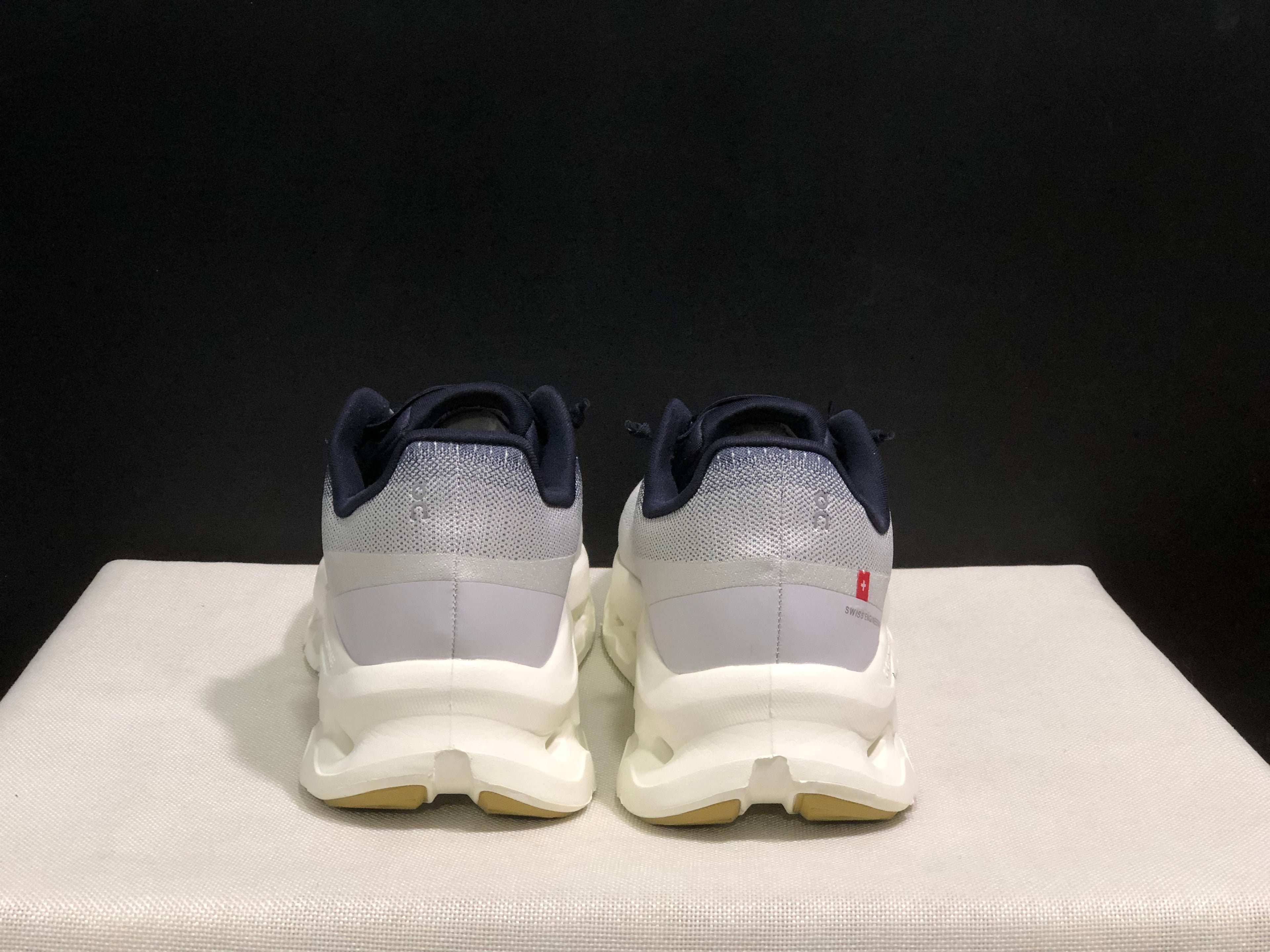 On Running Cloudtilt Durable Casual Life Shoes Navy/Light Grey