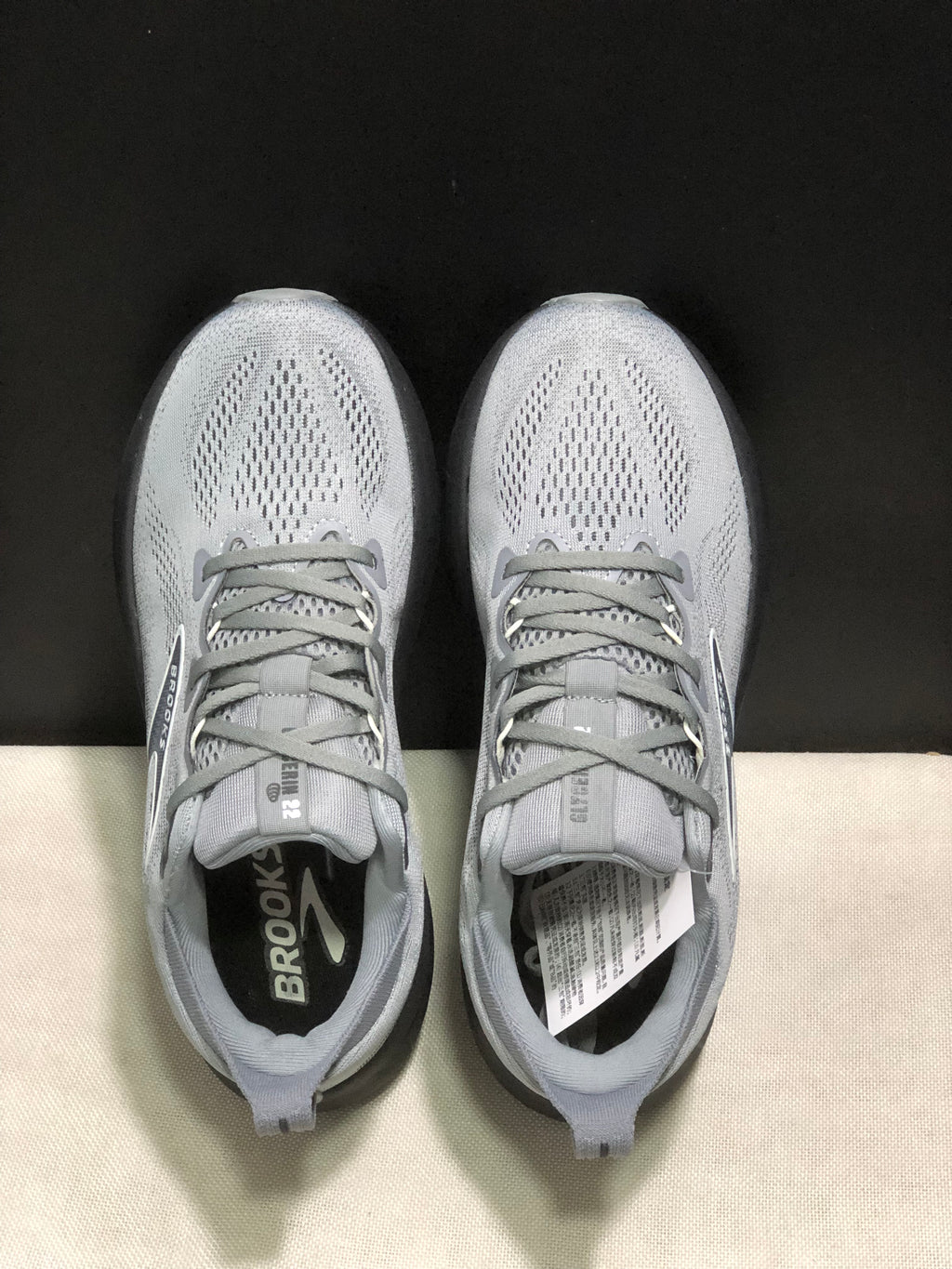 Brooks Glycerin 22 Comfortable Running Shoes Grey