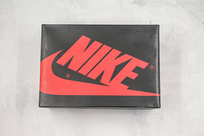 Nike SB Air Jordan 1 Retro High-Top Defiant LA to Chicago Purple/White Sneakers