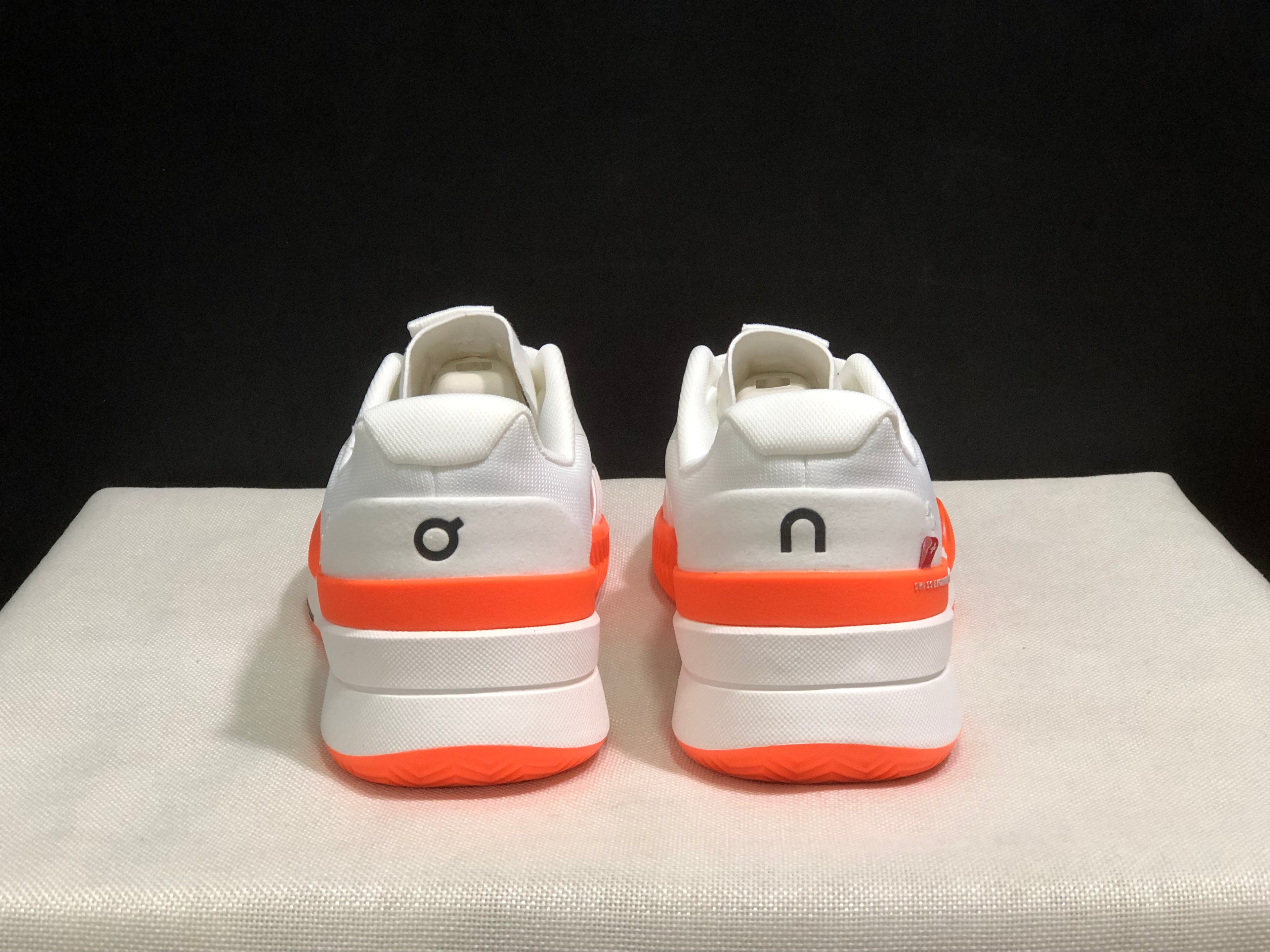 On Running The Roger Pro 2 Breathable Mesh Training Running Shoes White/Flame