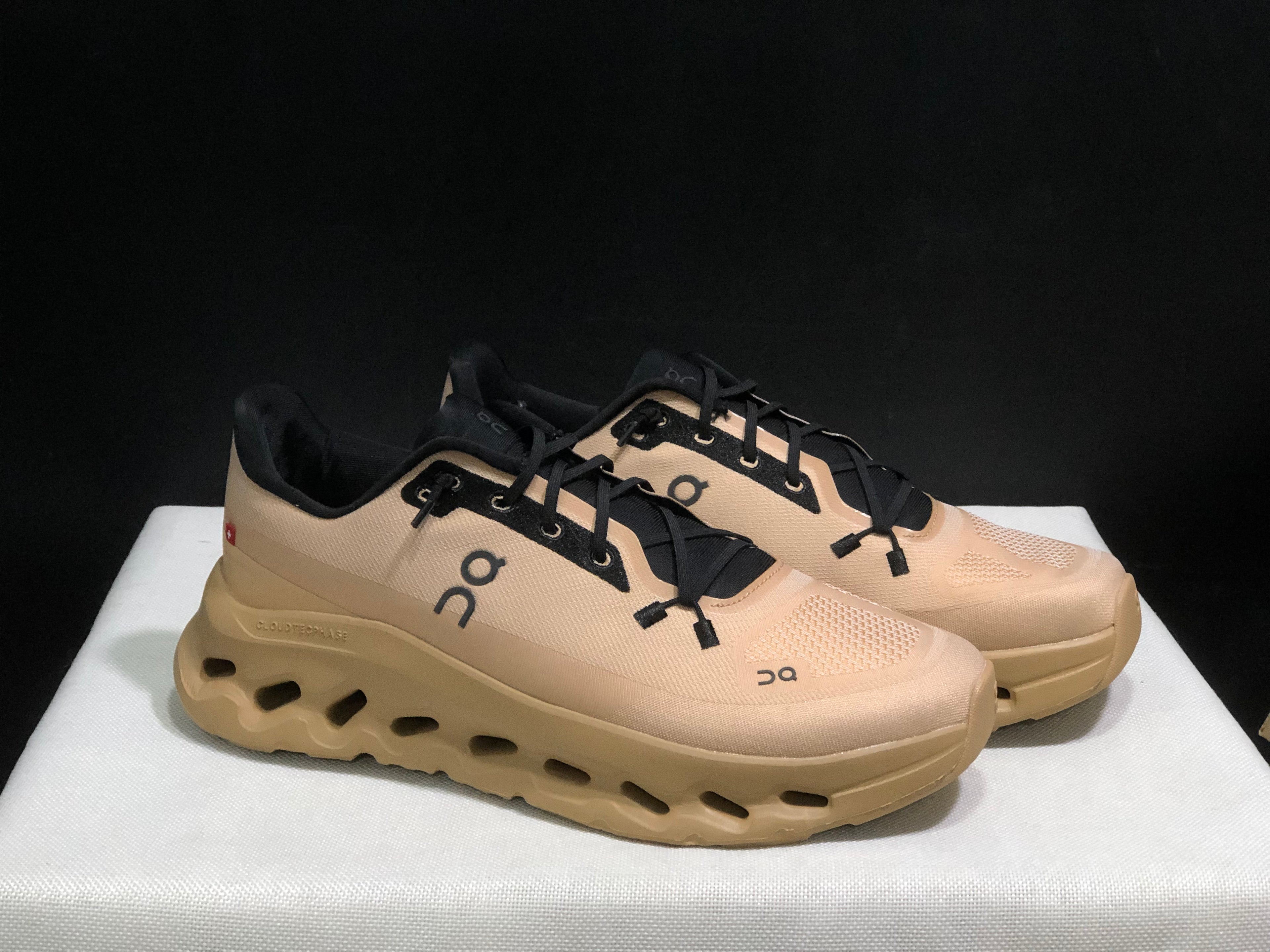 On Running Cloudtilt Durable Casual Life Shoes Earthy Yellow