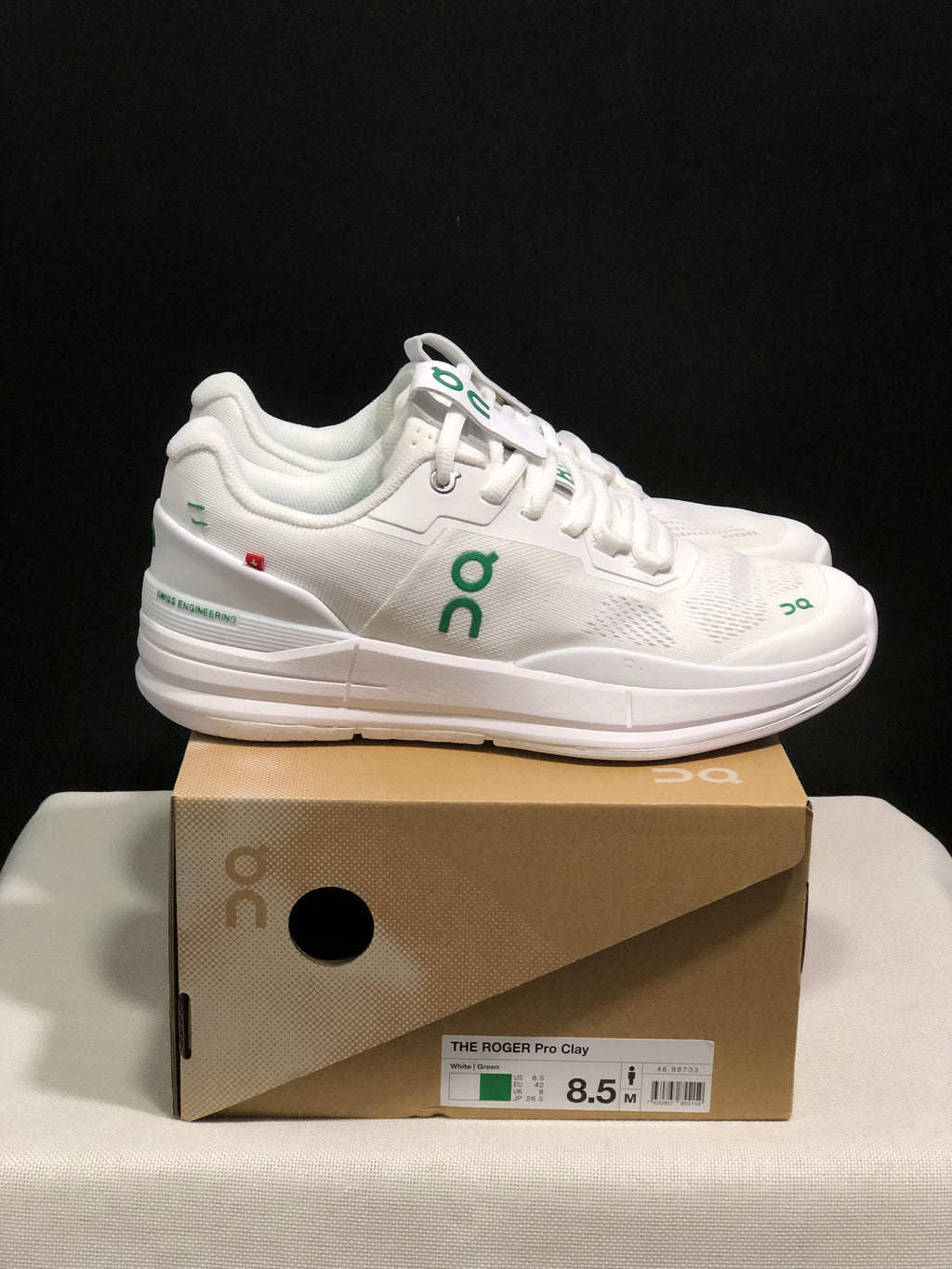 On Running The Roger Rro White Durable And Breathable Tennis Shoes