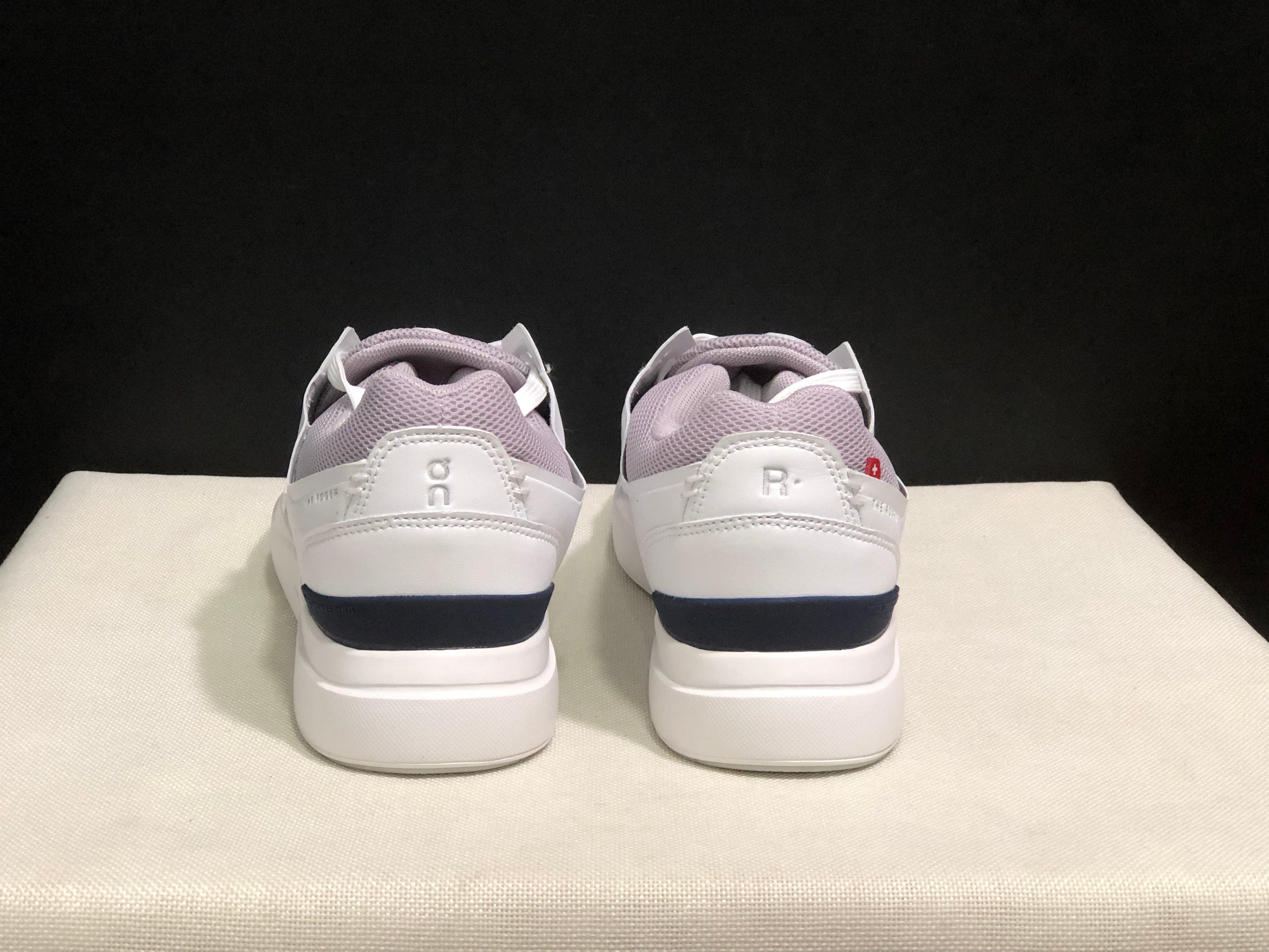 On Running The Roger Spin Board Shoes White/Light Purple