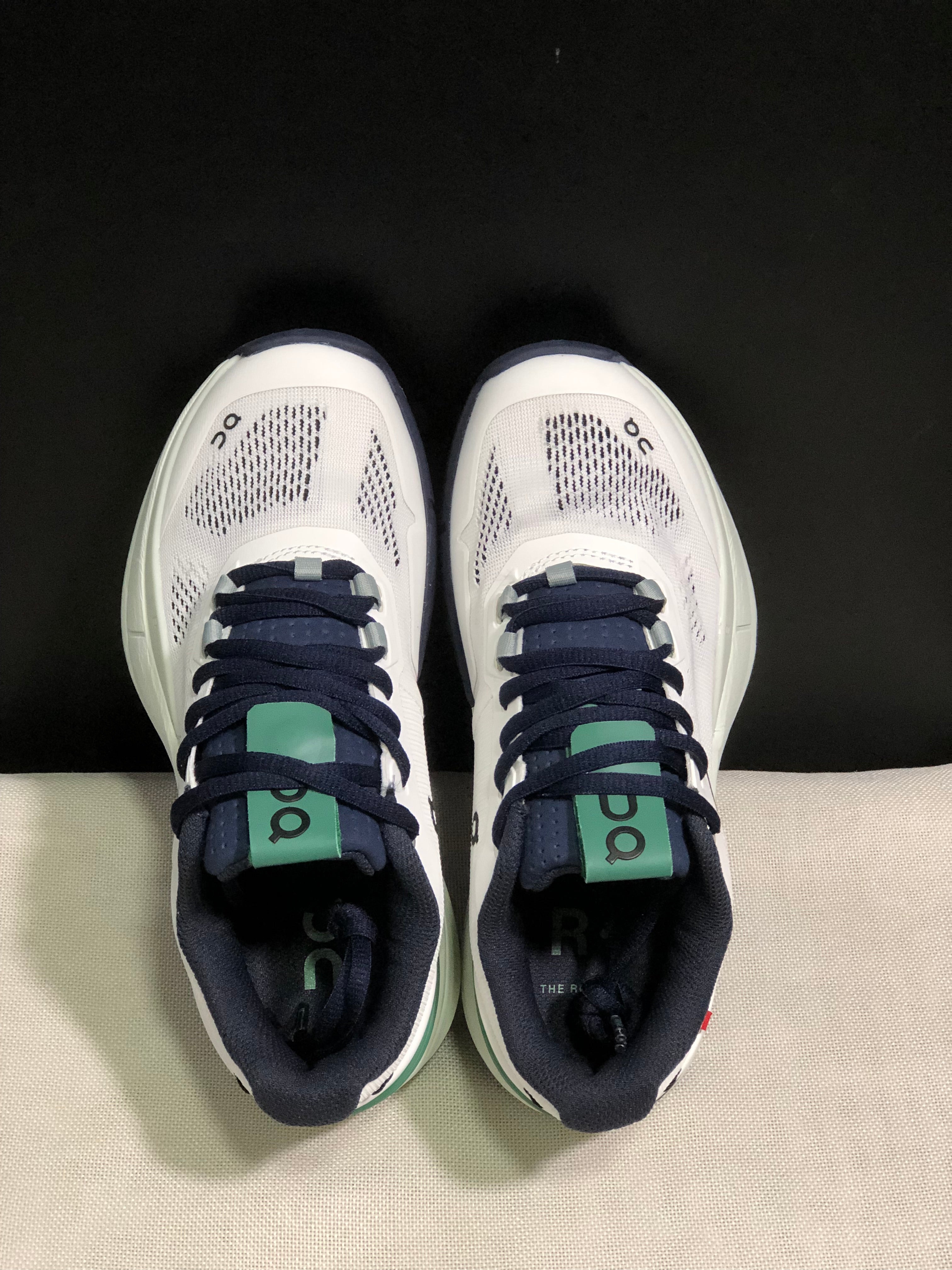 On Running The Roger Rro Durable And Breathable Tennis Shoes White/Dark Blue