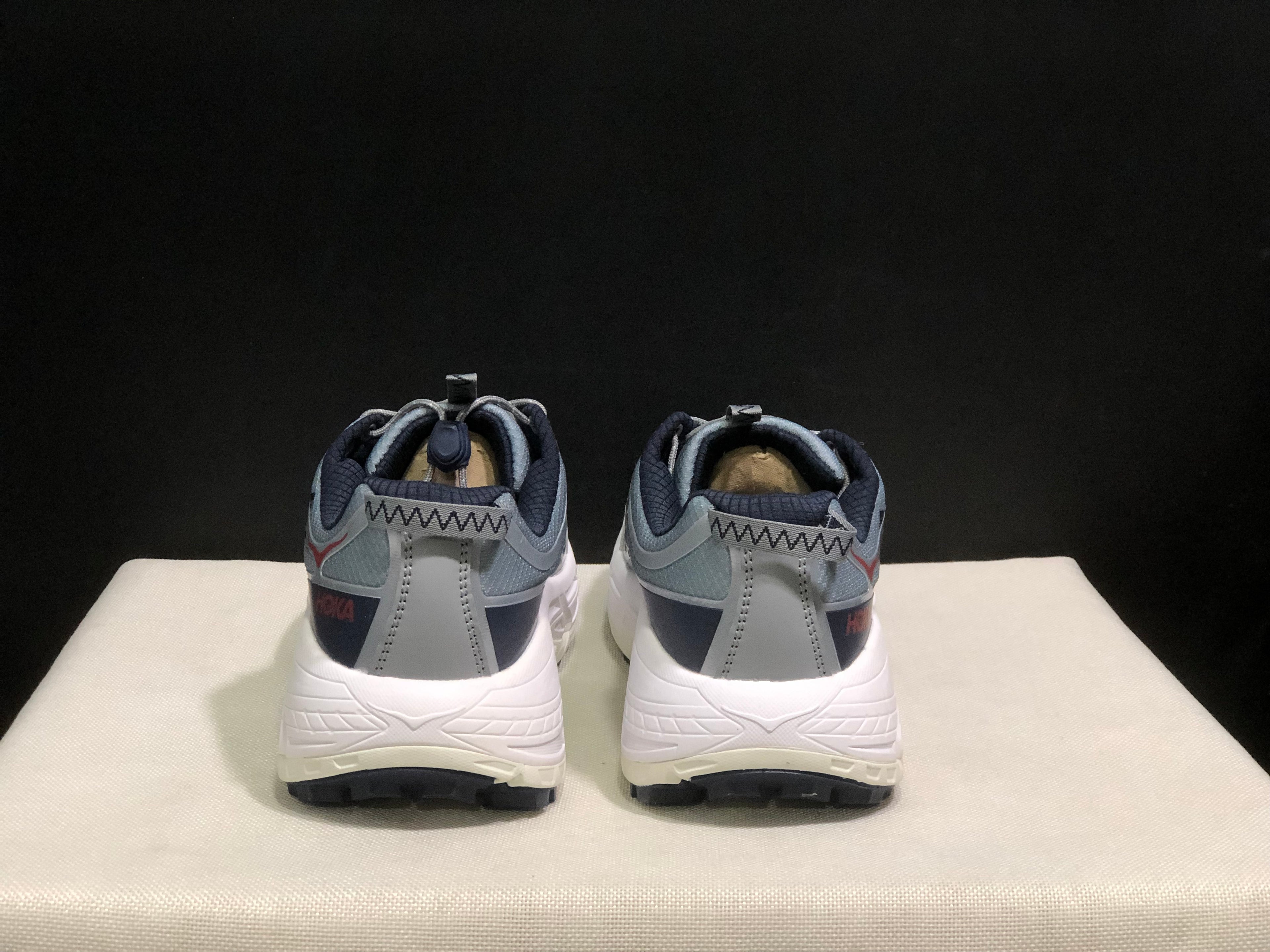 Hoka One One Mafate Three 2 Anti-slip Running Shoes Sneakers Silver