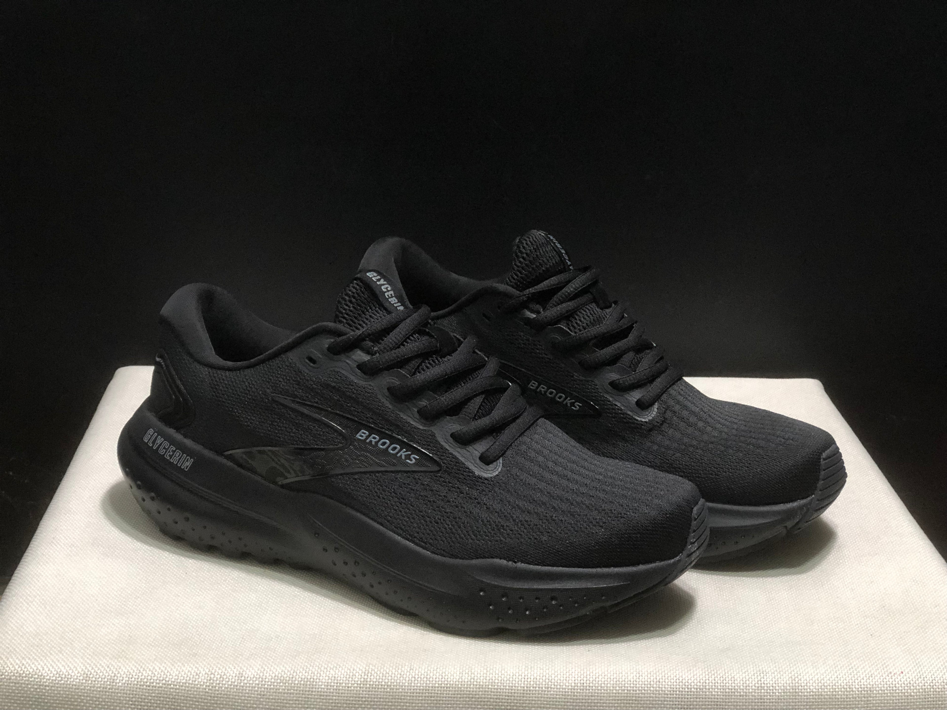 Brooks Glycerin 21 Low-top Casual Running Shoes Black