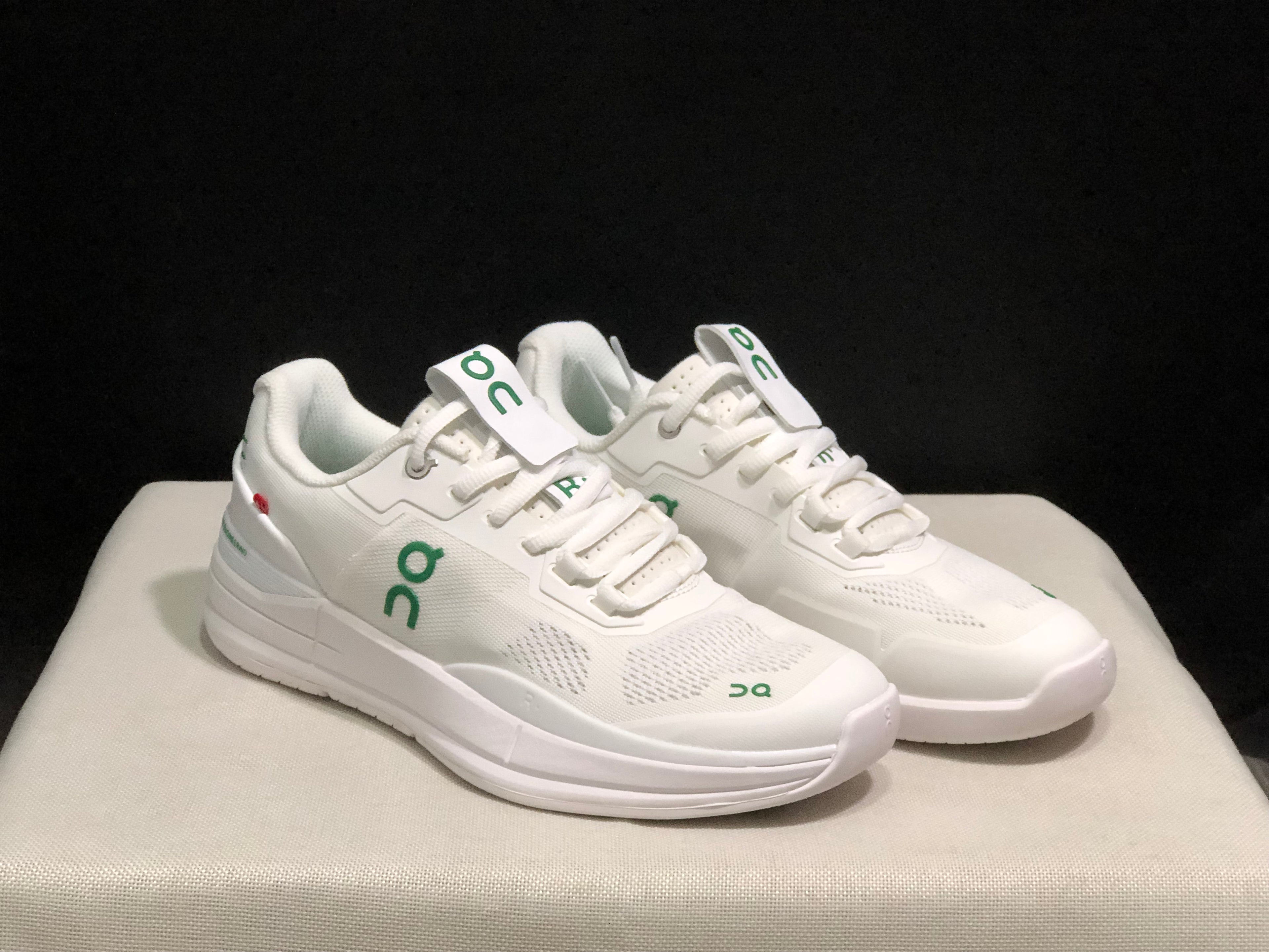 On Running The Roger Rro White Durable And Breathable Tennis Shoes