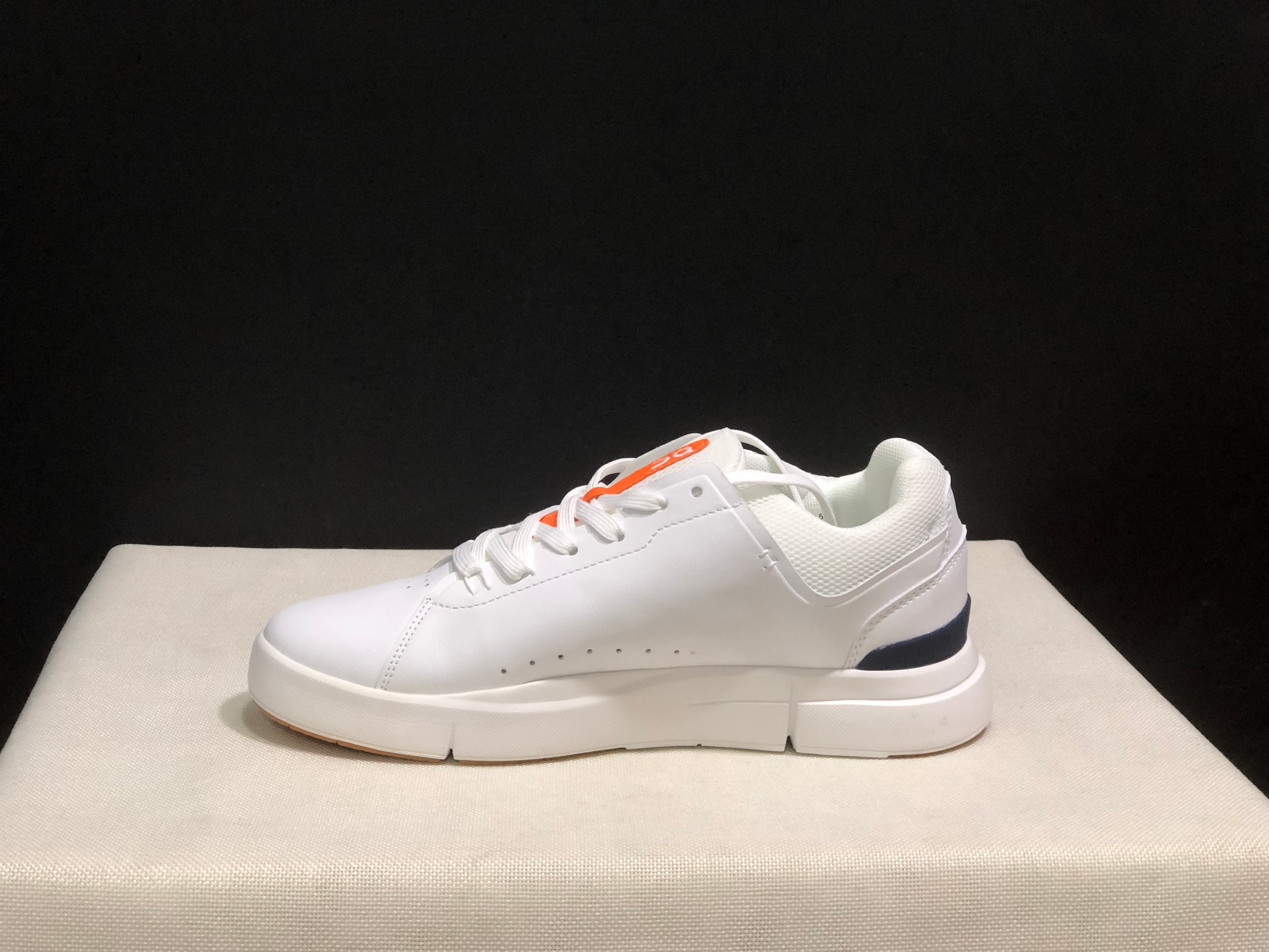 On Running The Roger Spin White Board Shoes