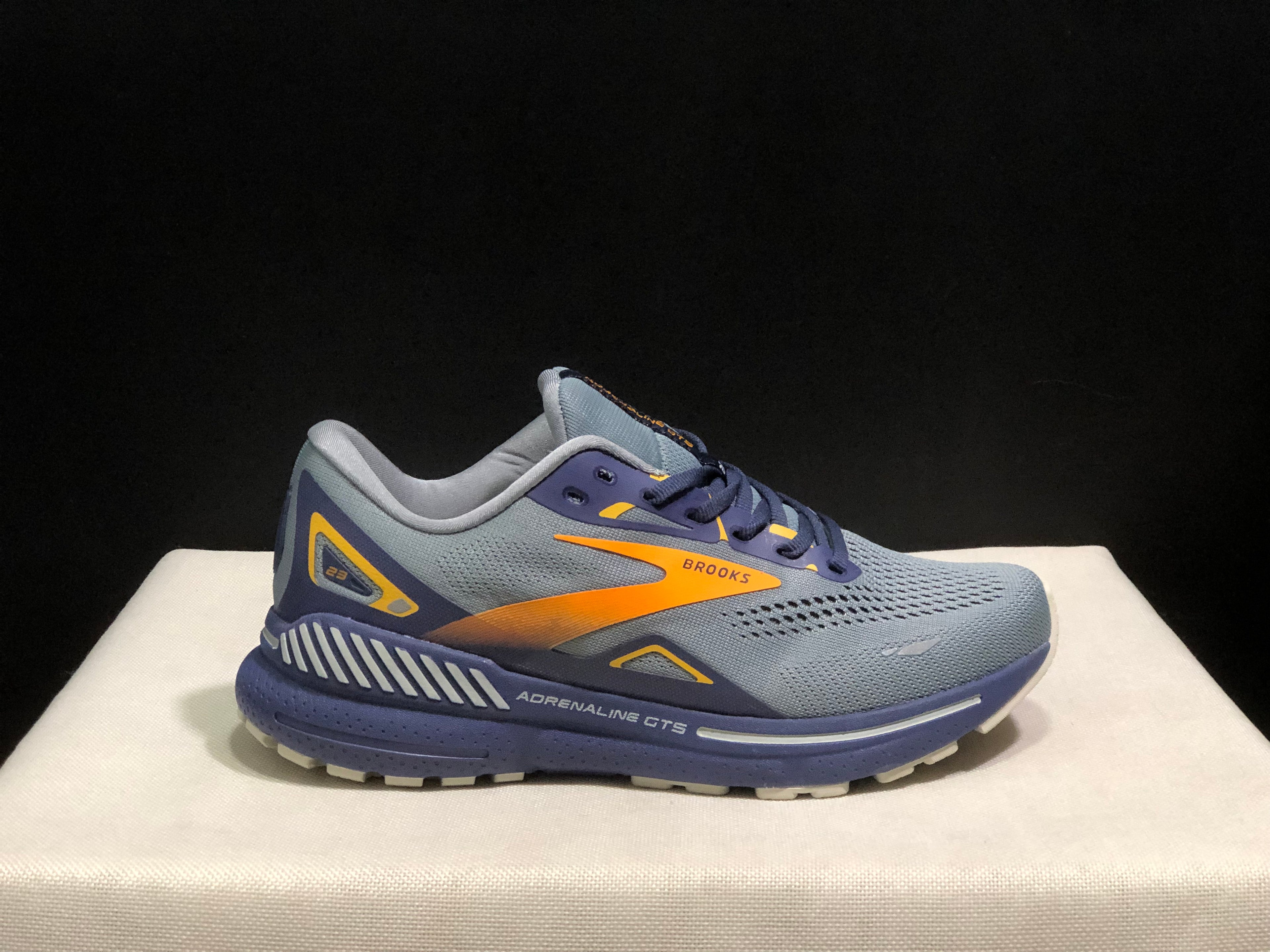 Brooks Adrenaline GTS 23 Shock-absorbing Wear-resistant Low-top Running Shoes Grey/Blue Orange