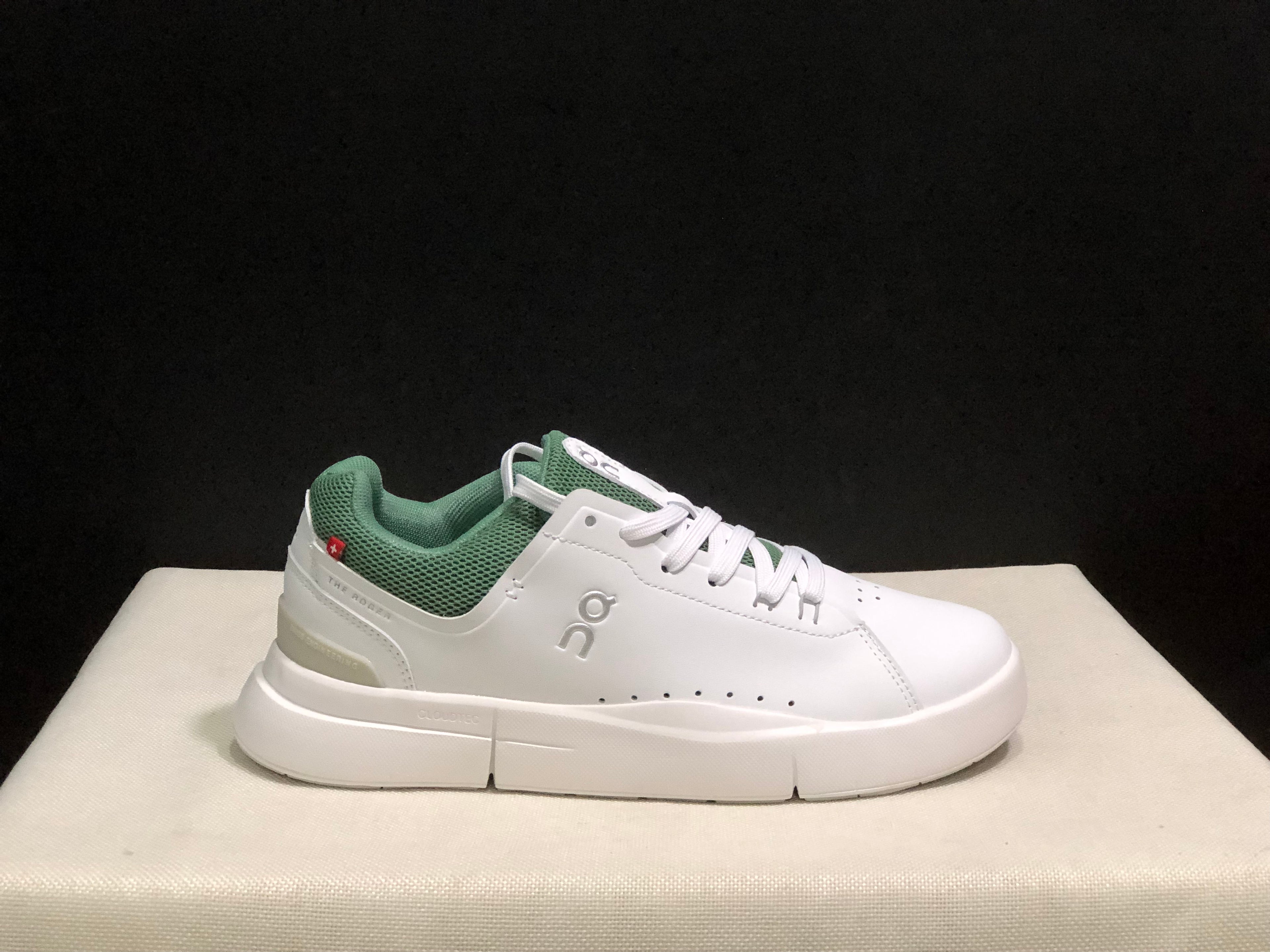 On Running The Roger Spin Board Shoes White/Green