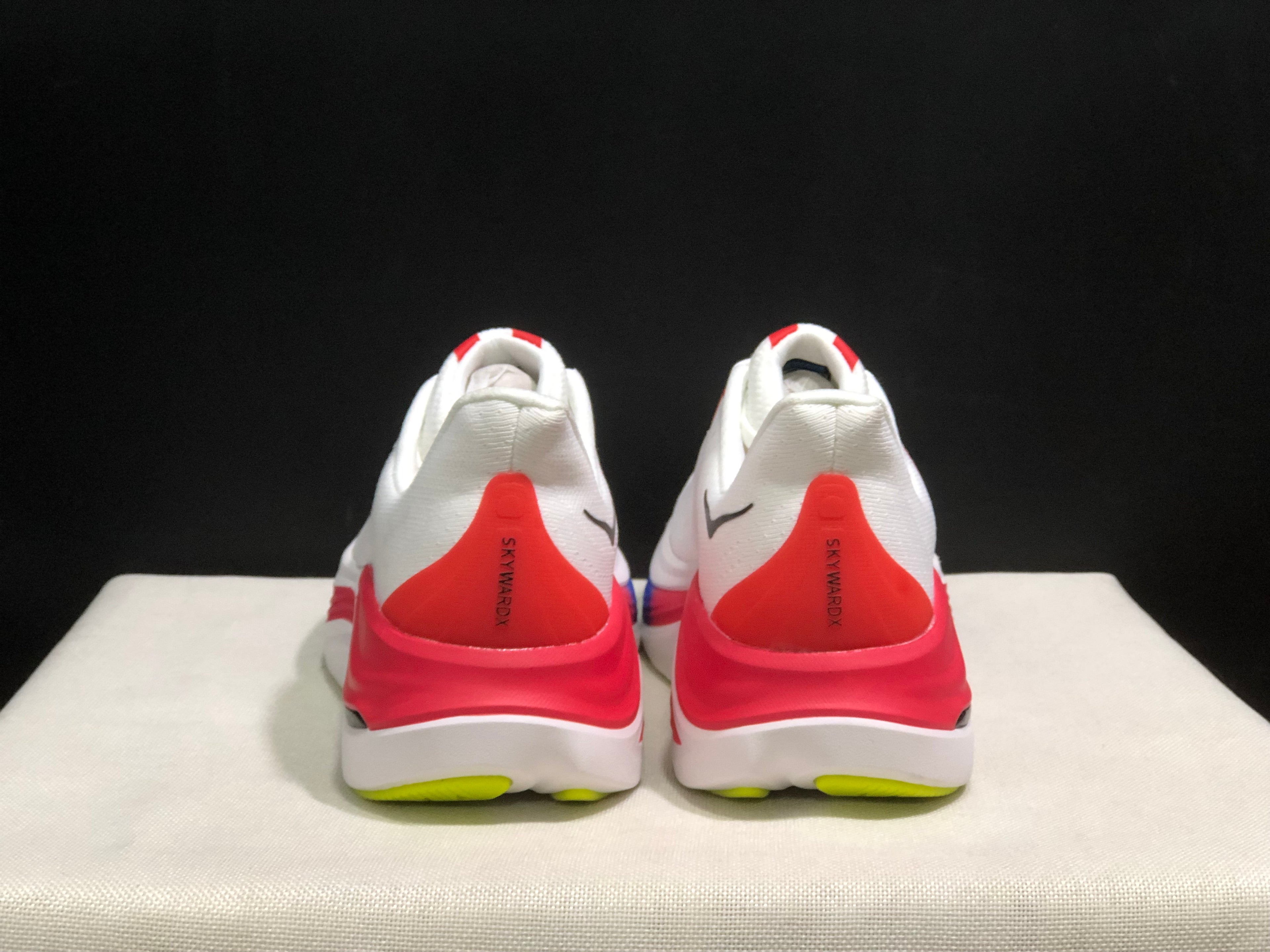 Hoka One One Skyward X Anti-slip Wear-resistant Running Shoes Sneakers White