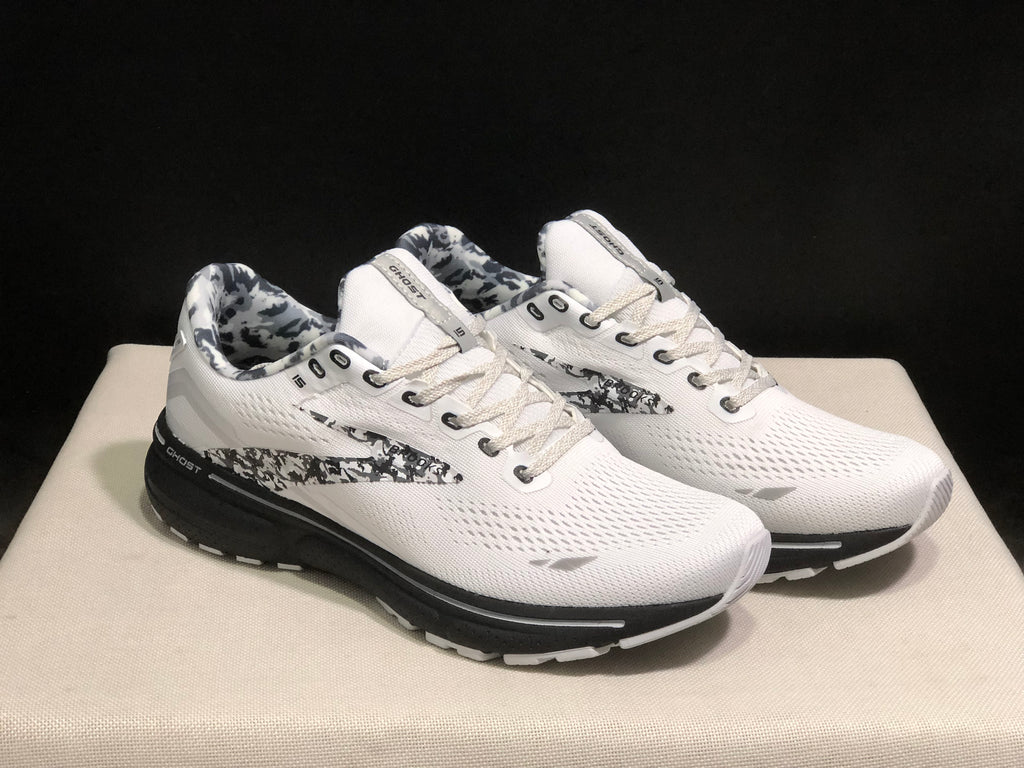 Brooks Ghost 15 Shock-absorbing Wear-resistant Low-top Running Shoes White/Camouflage