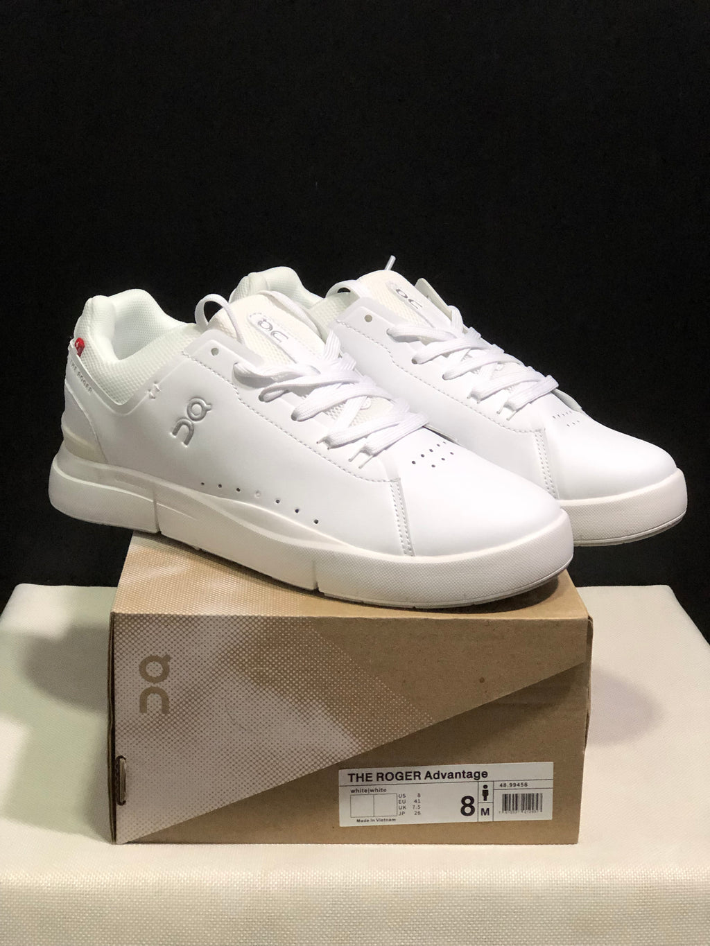 On Running The Roger Spin Board Shoes All White